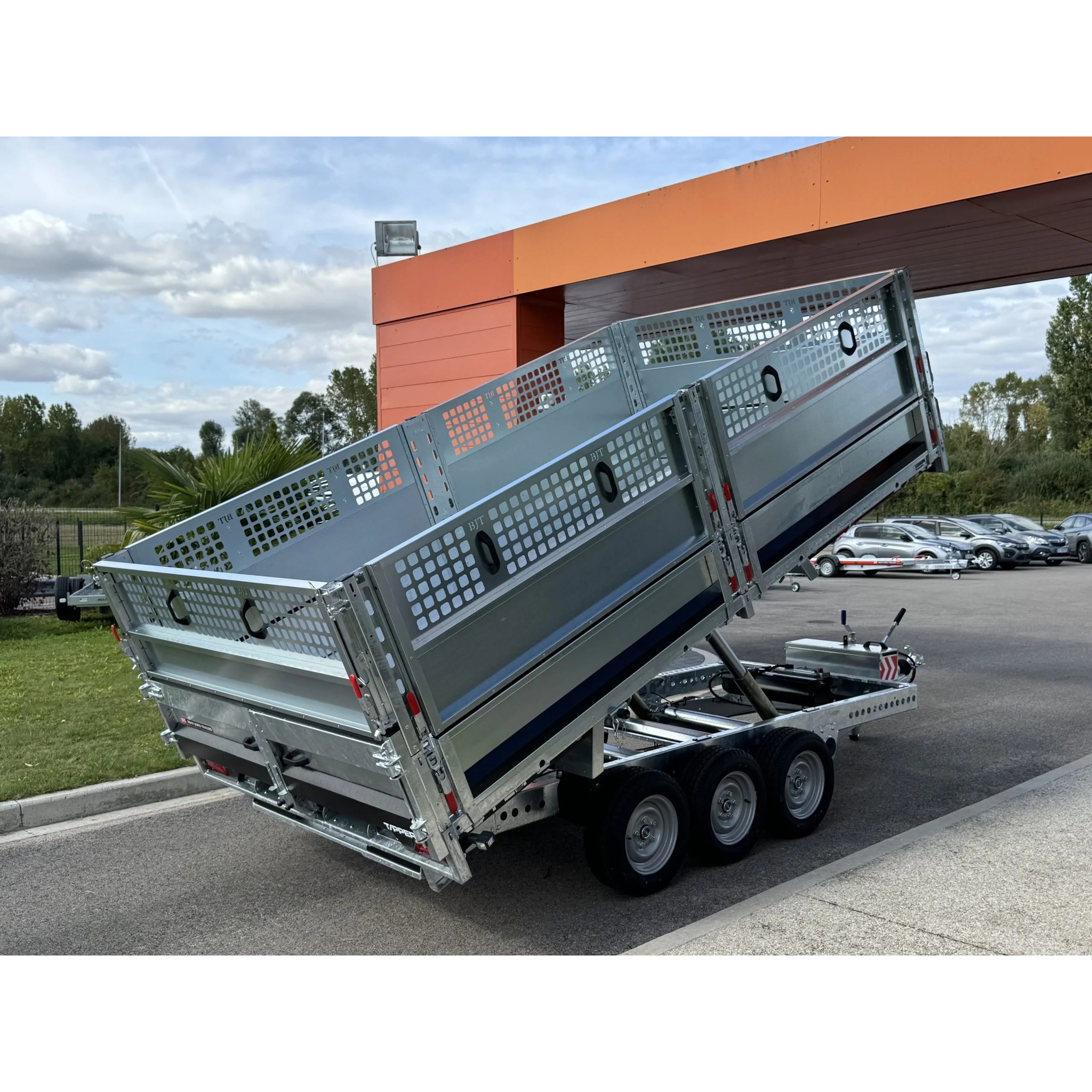 TIPPER 3620-35-2-12 / 3500 KG (2 Essieux) 8