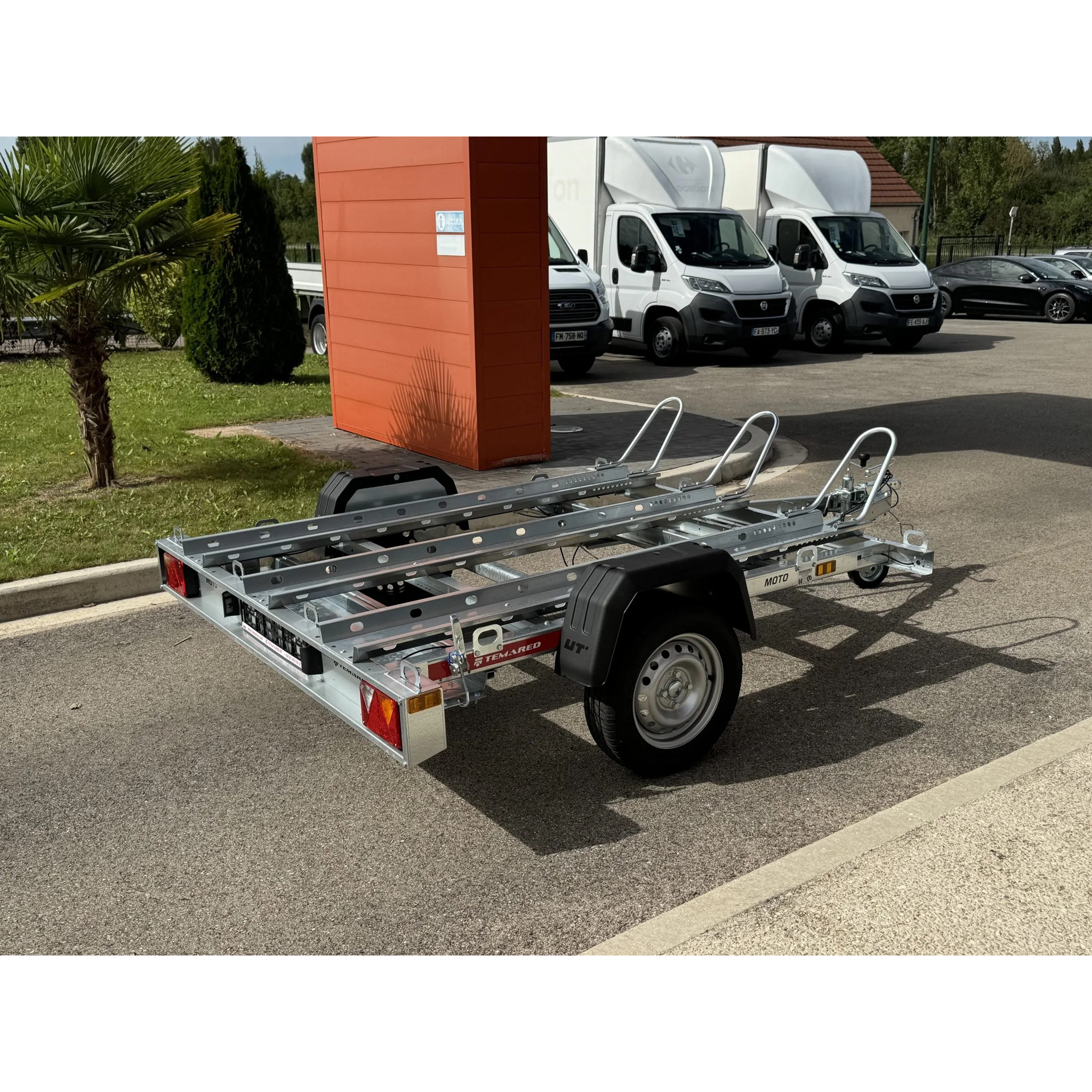MOTO 3 PREMIUM – 750 kg 9