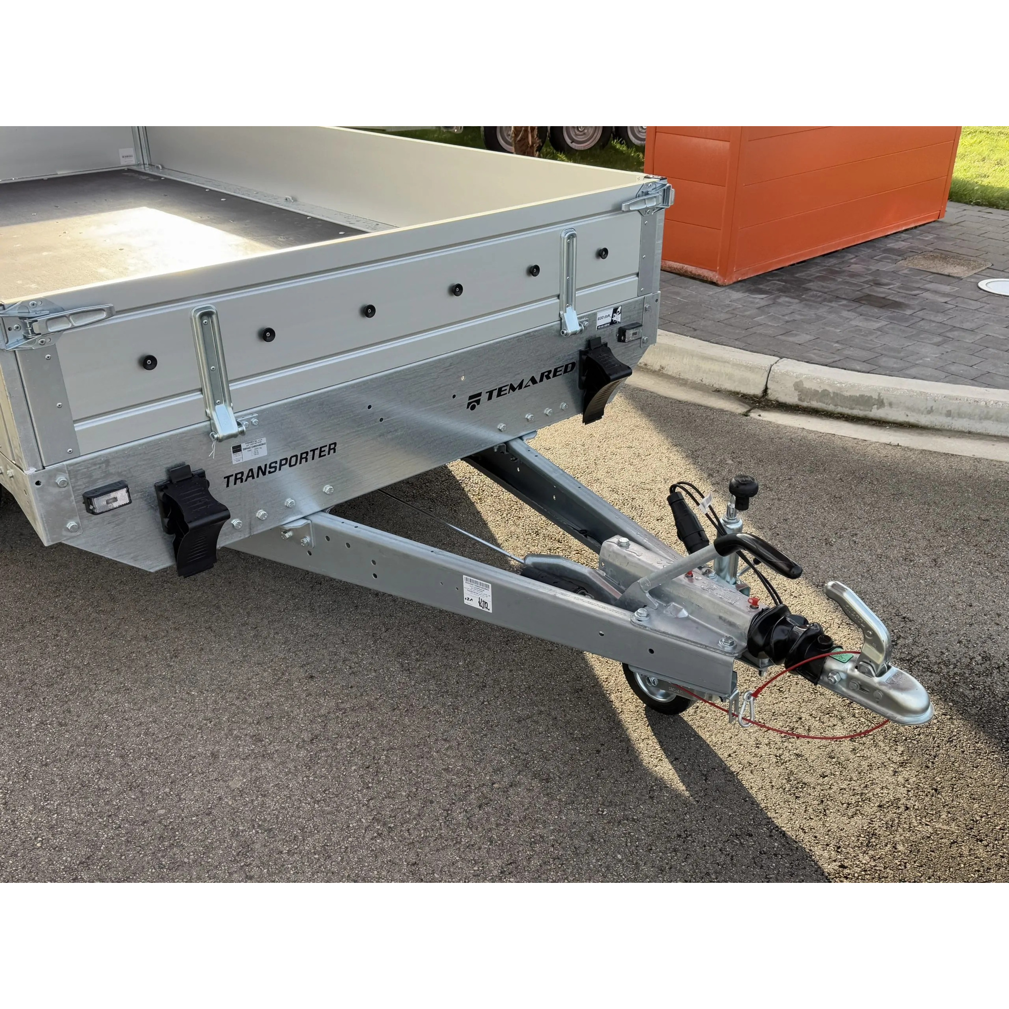 TRANSPORTER 3217/2 – 2000 kg 8