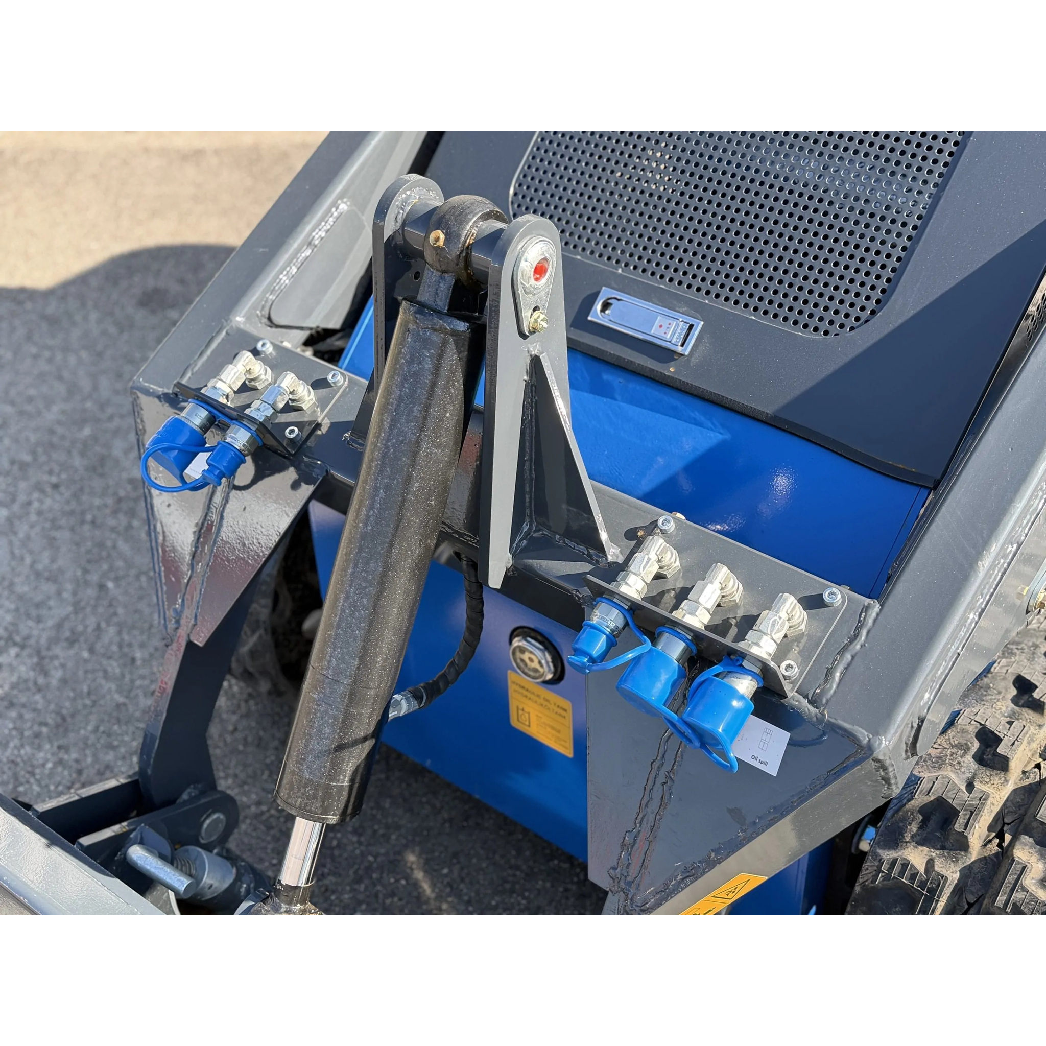 MINI CHARGEUR RS04 3