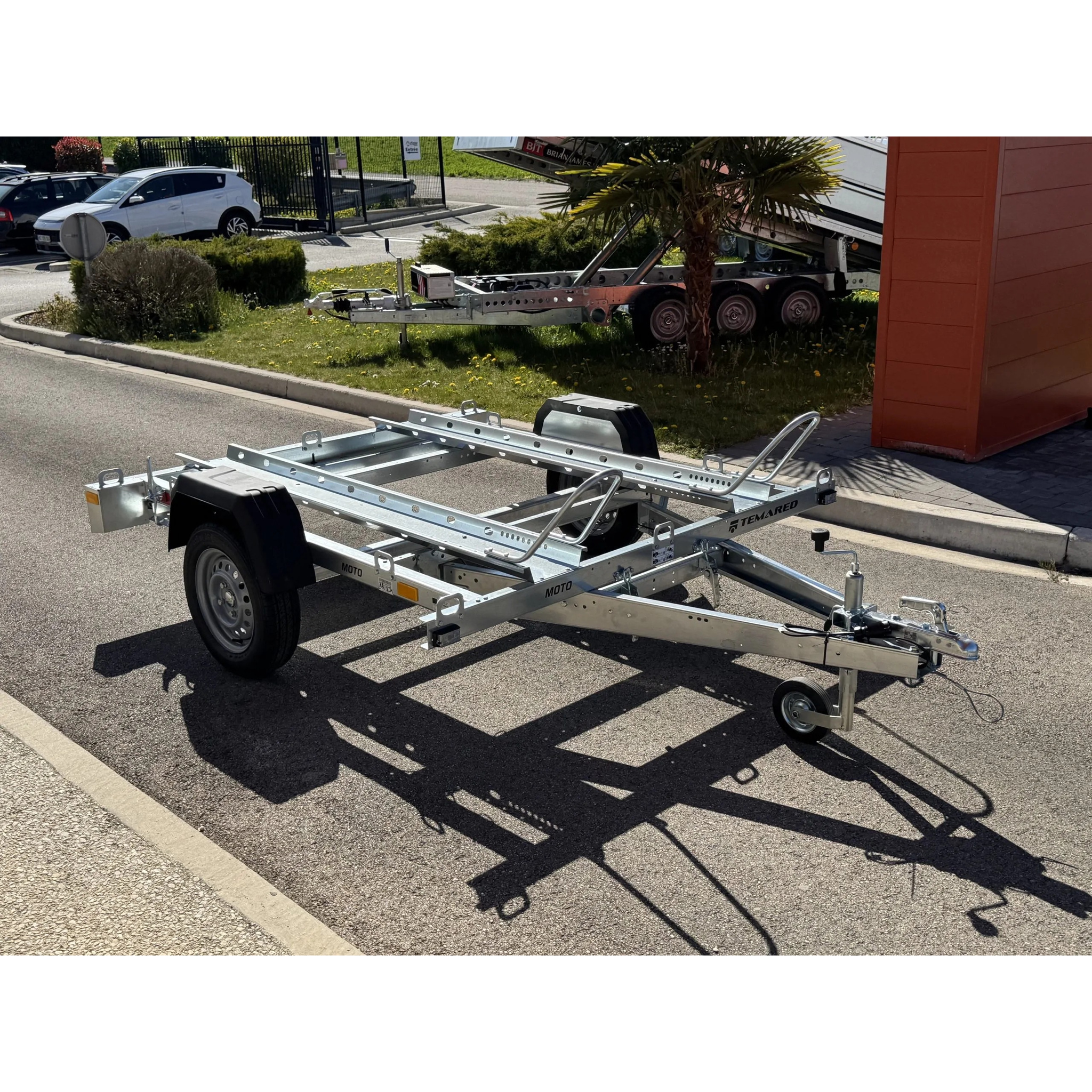 MOTO 2 PREMIUM – 750 kg 4
