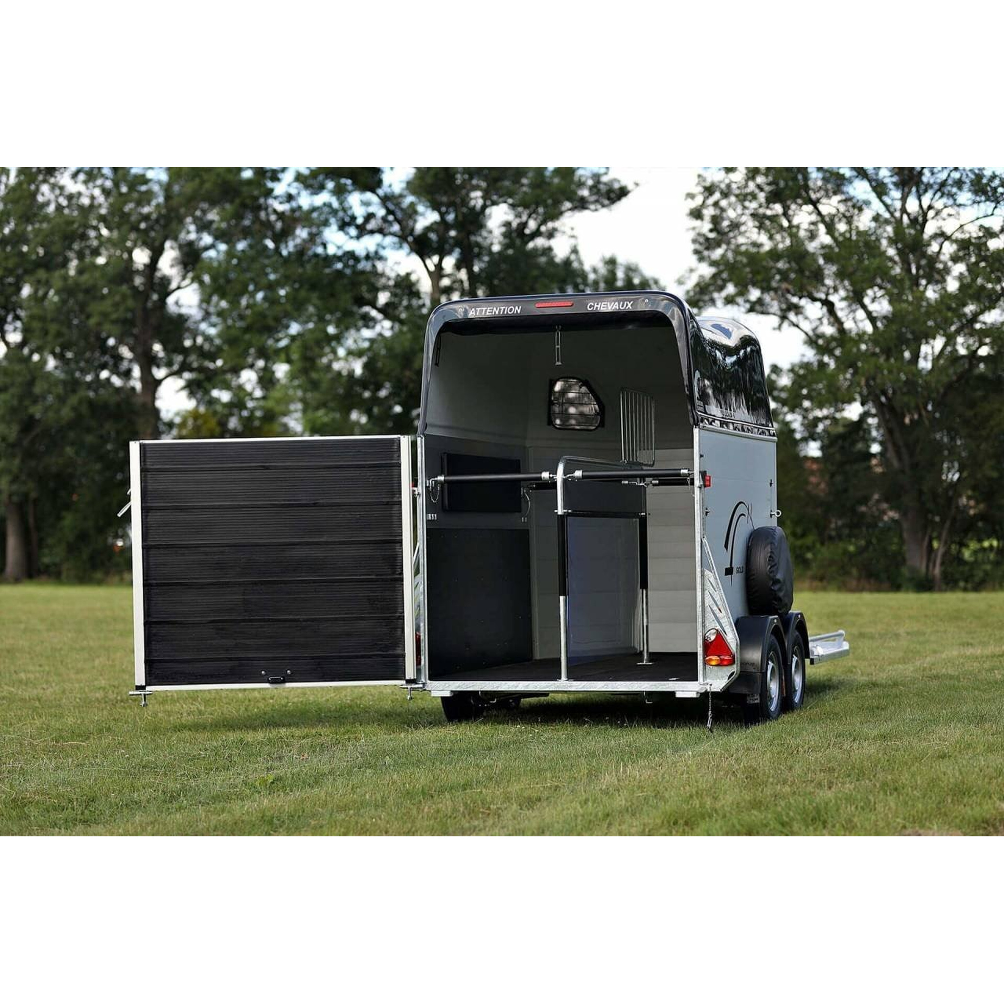CHEVAL LIBERTE – HIPPOMOBILE NEUF 8