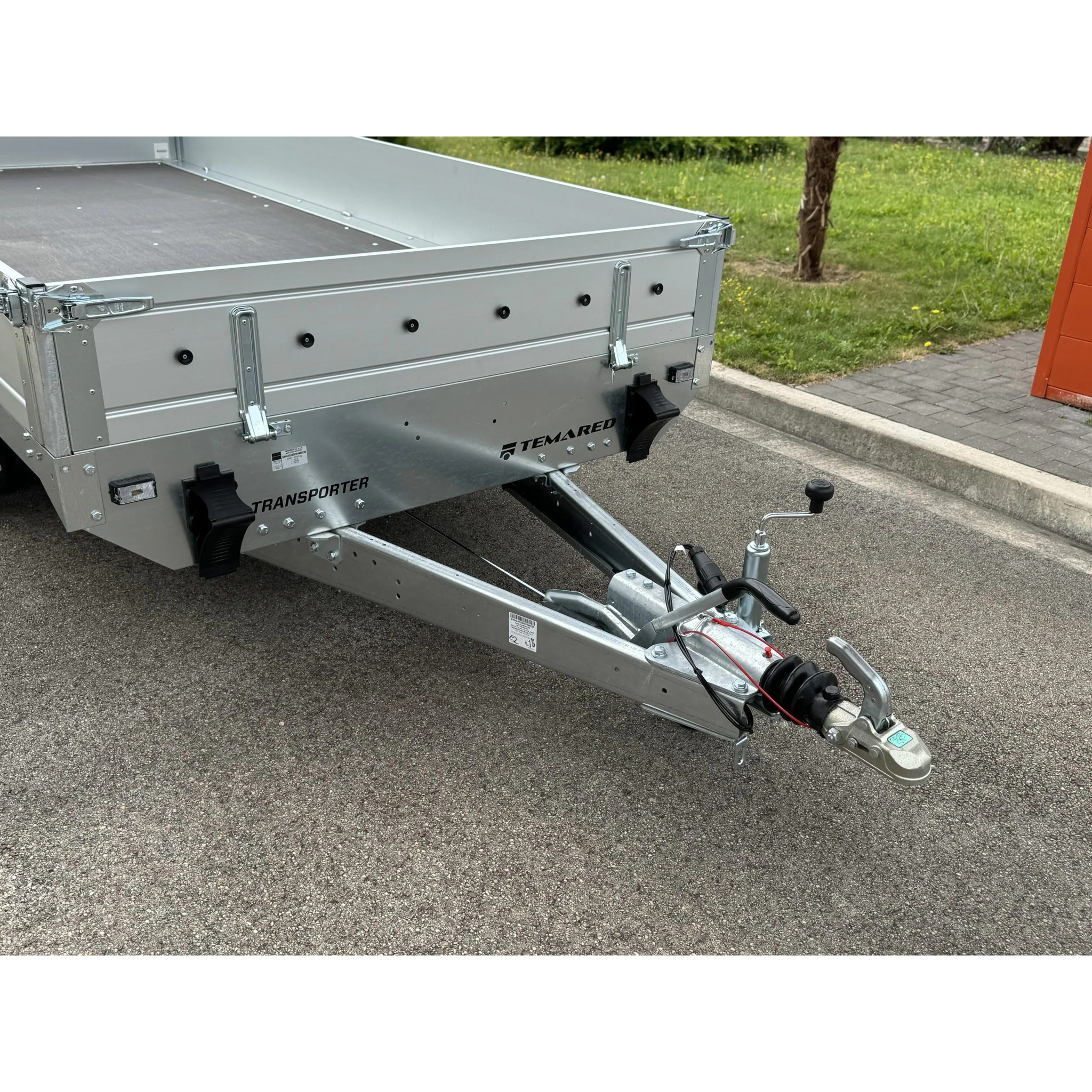TRANSPORTER 3617/2 – 2000 kg 13