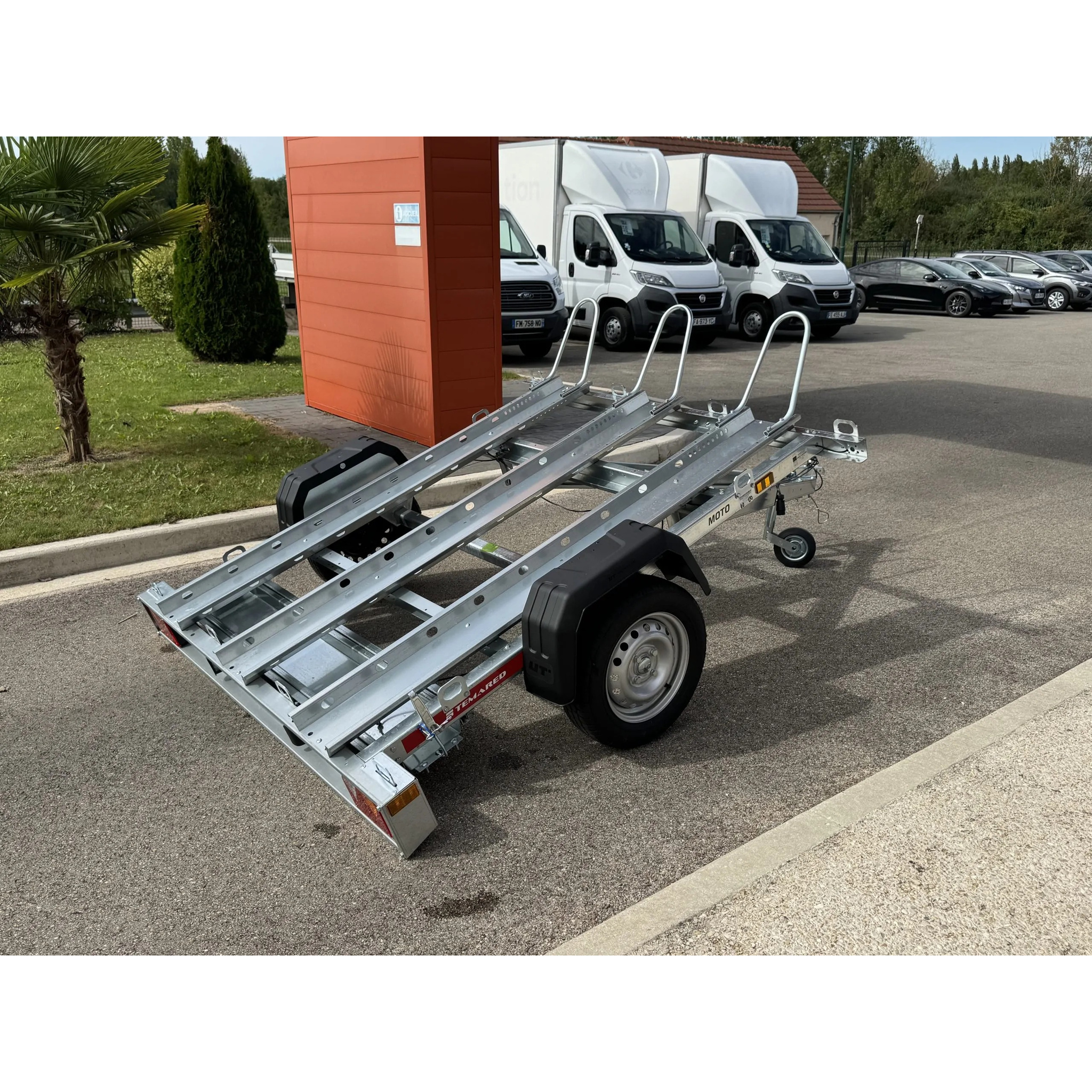 MOTO 3 PREMIUM – 750 kg 26