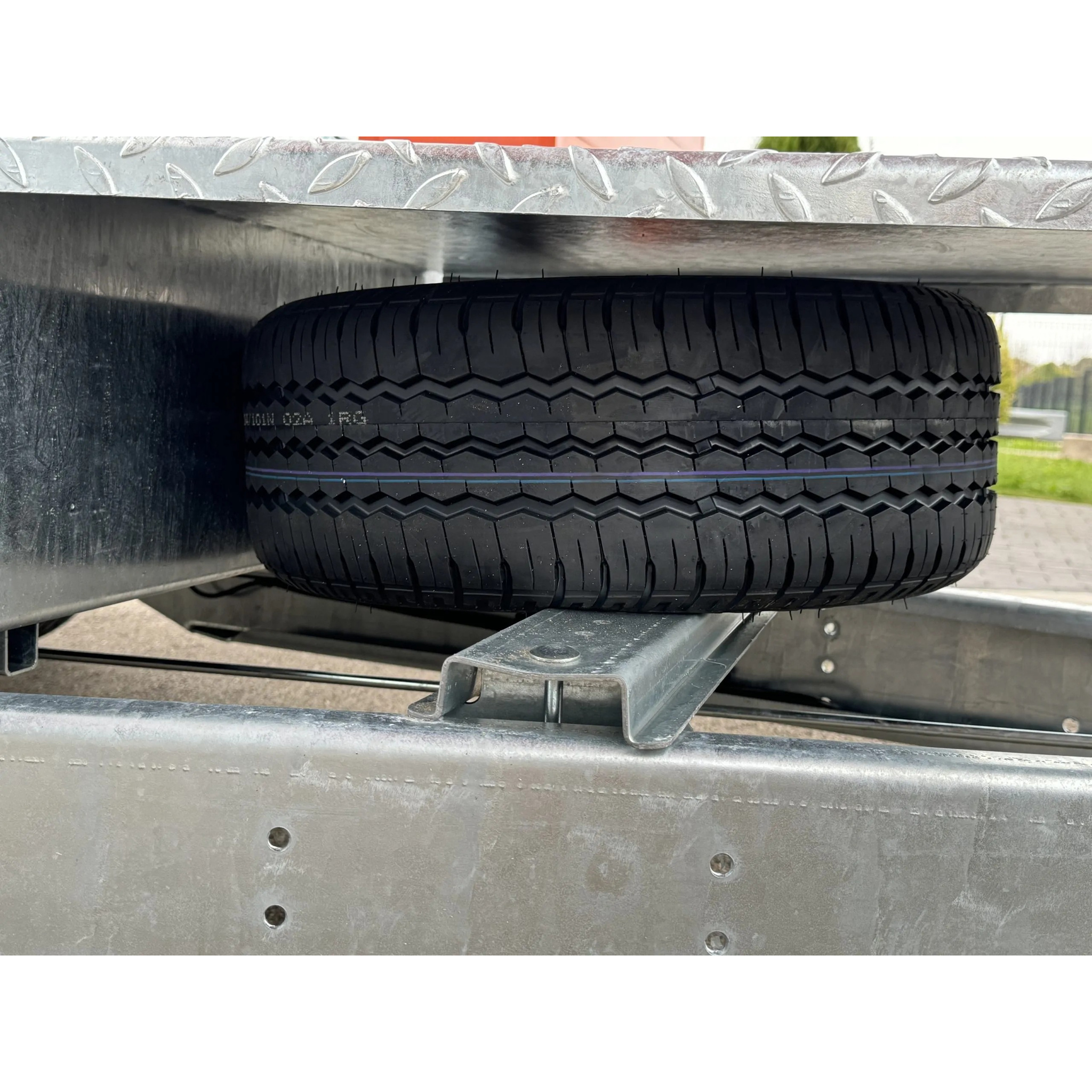 BUILDER 2615/2 – 2700 kg 2