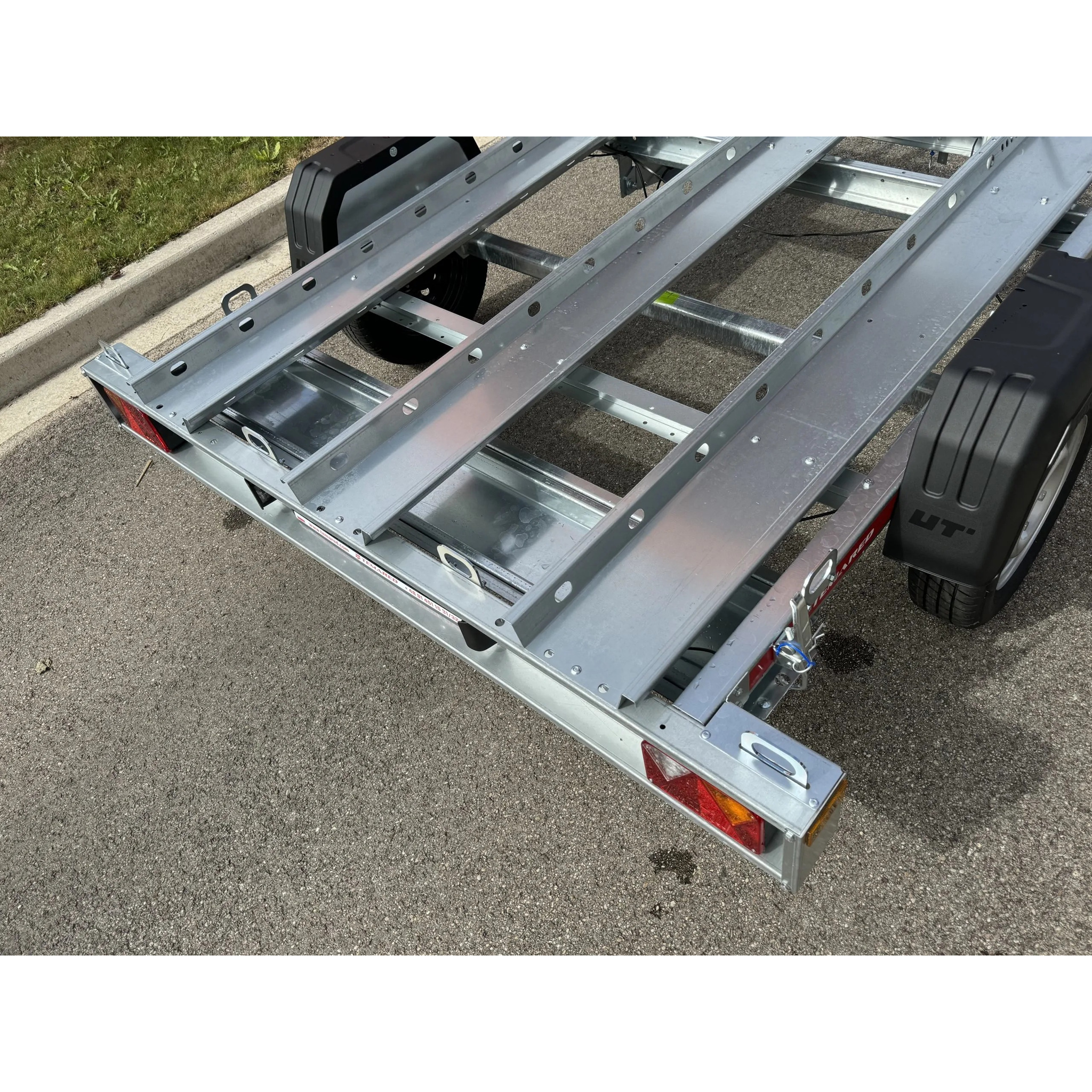 MOTO 3 PREMIUM – 750 kg 25