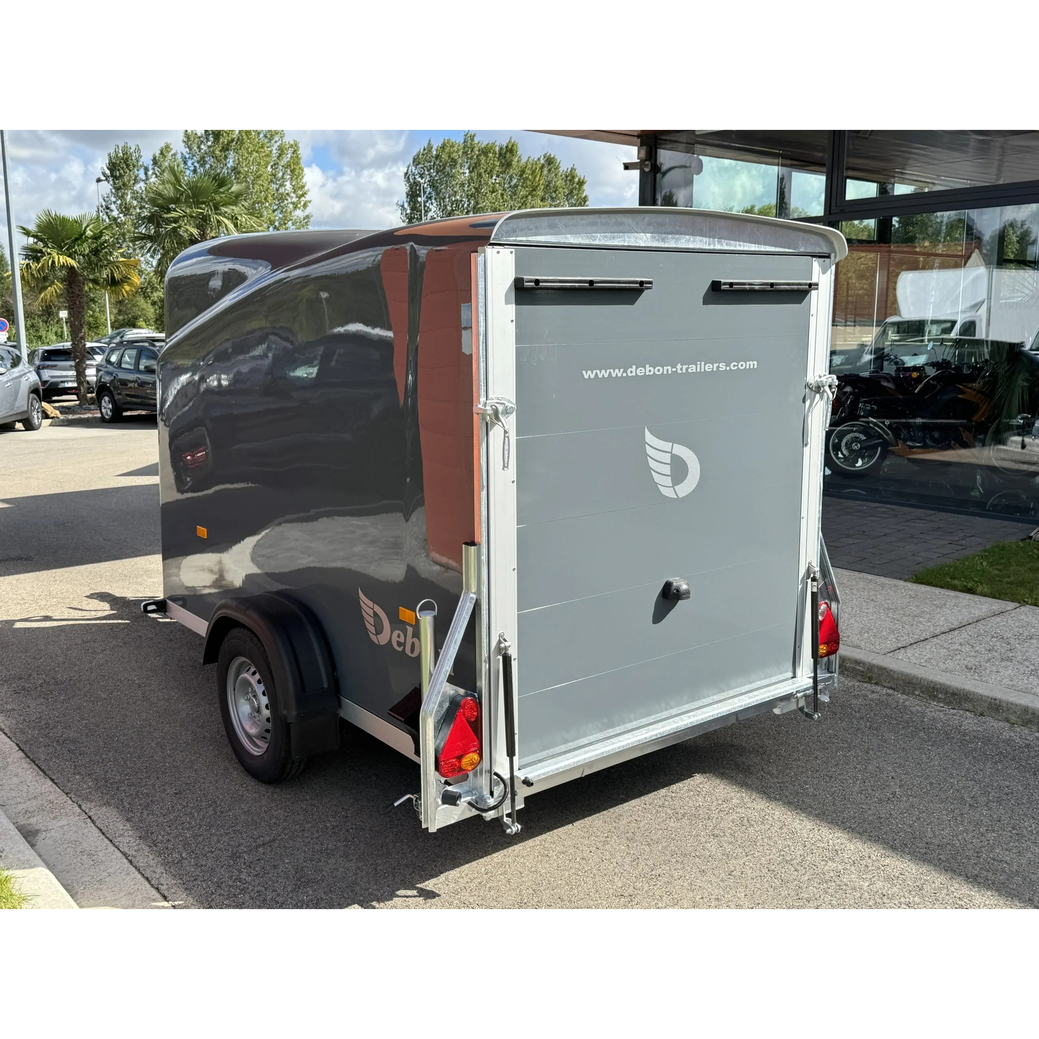 CARGO 1300 – 1300 KG 33