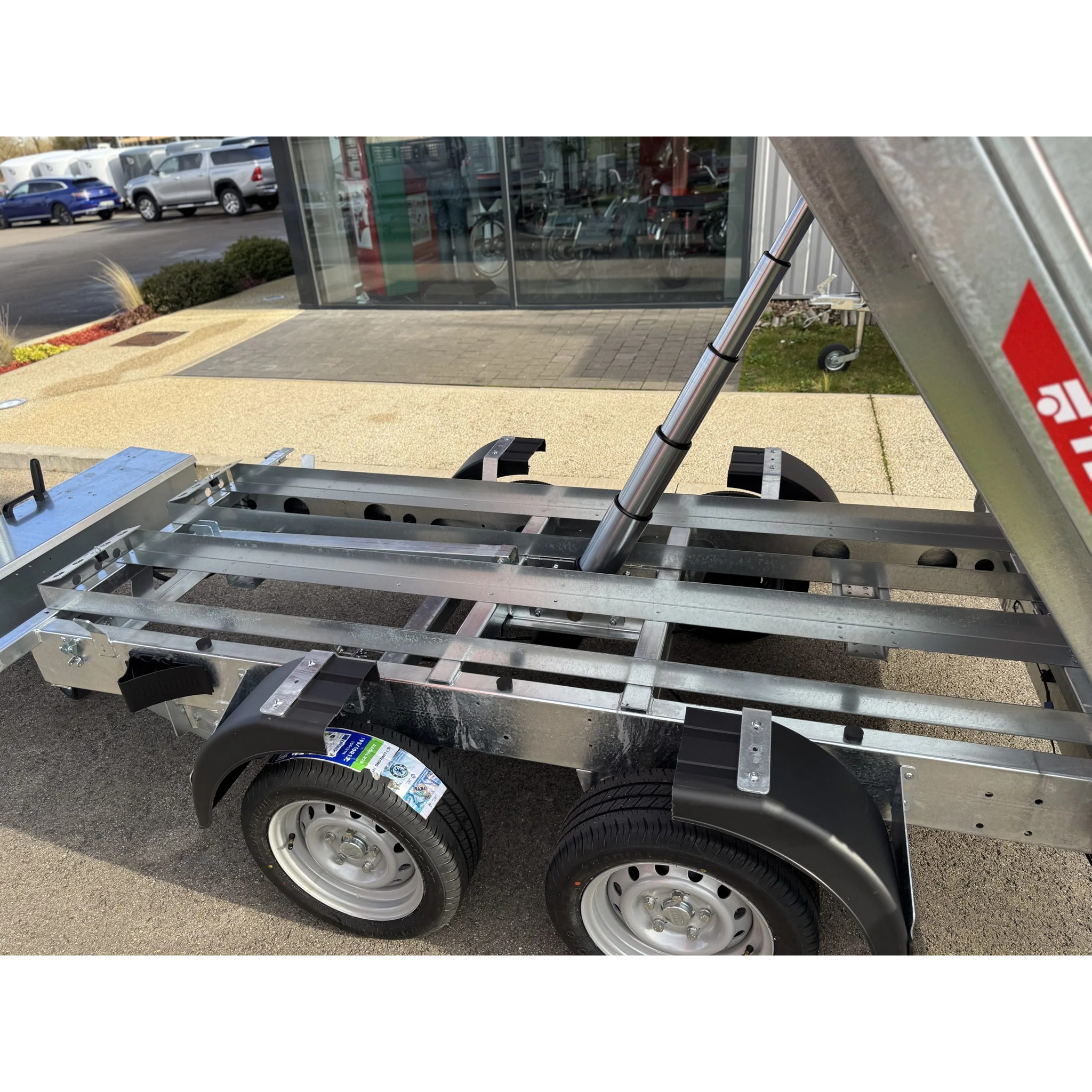 TIPPER Benne électrique 2515/2 – 1500 kg 5
