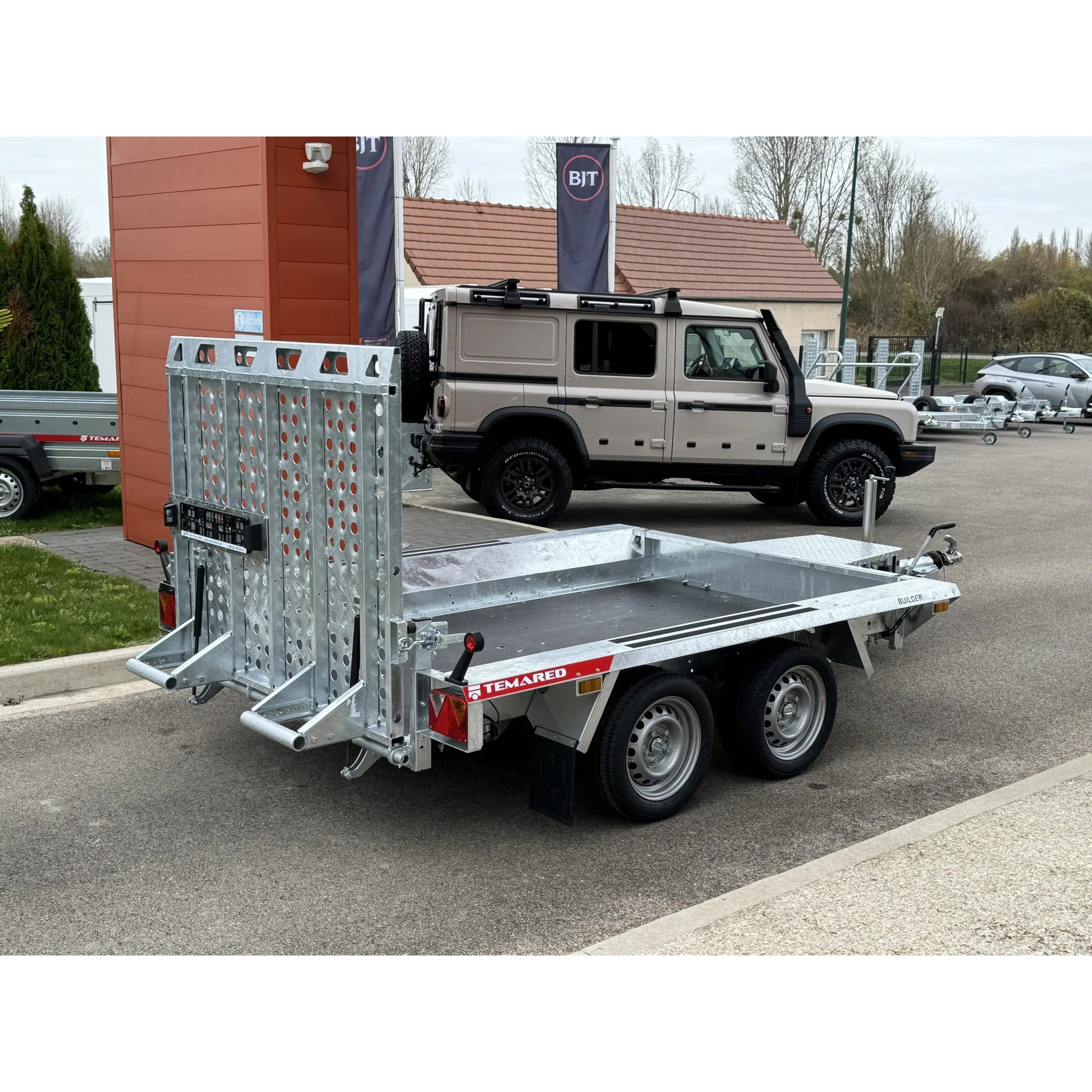 BUILDER 2615/2 – 2700 kg