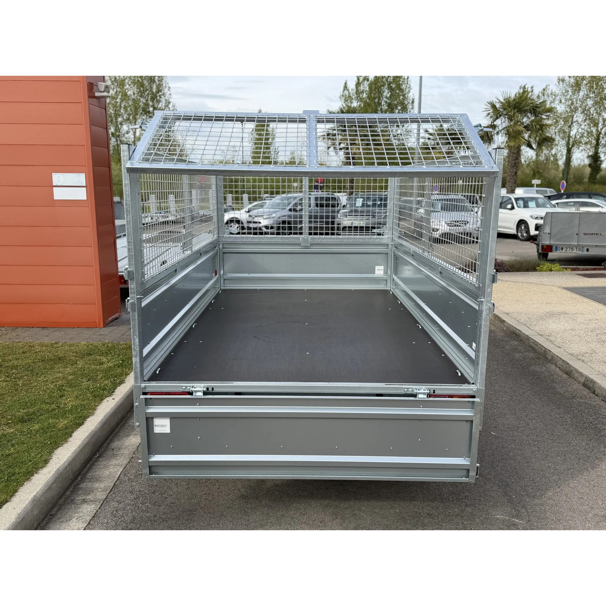 TRANSPORTER 2515/2 – 750 kg 18