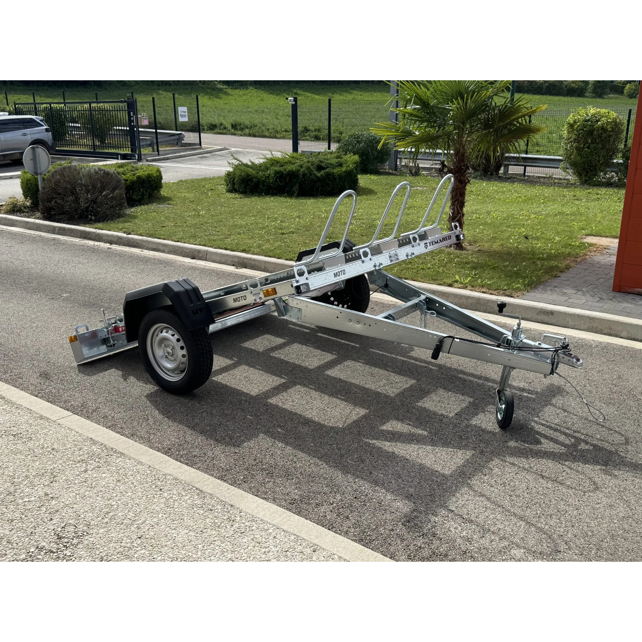 MOTO 3 PREMIUM – 750 kg 28