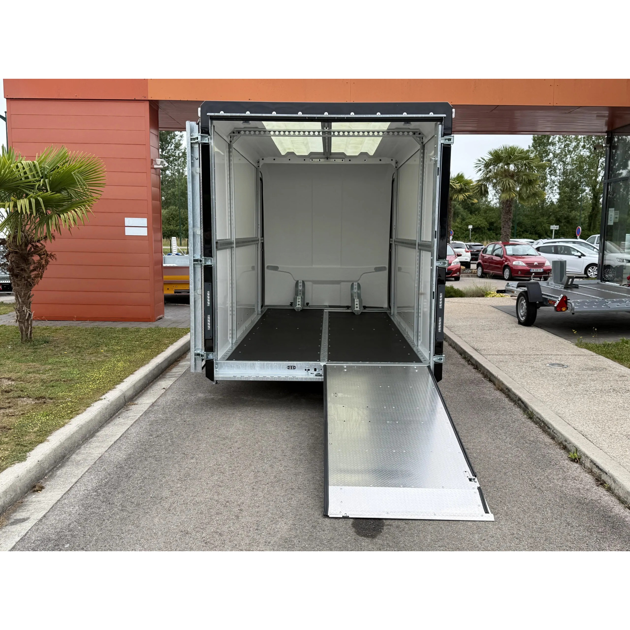 BOX VAN 3016-27-2-12 13