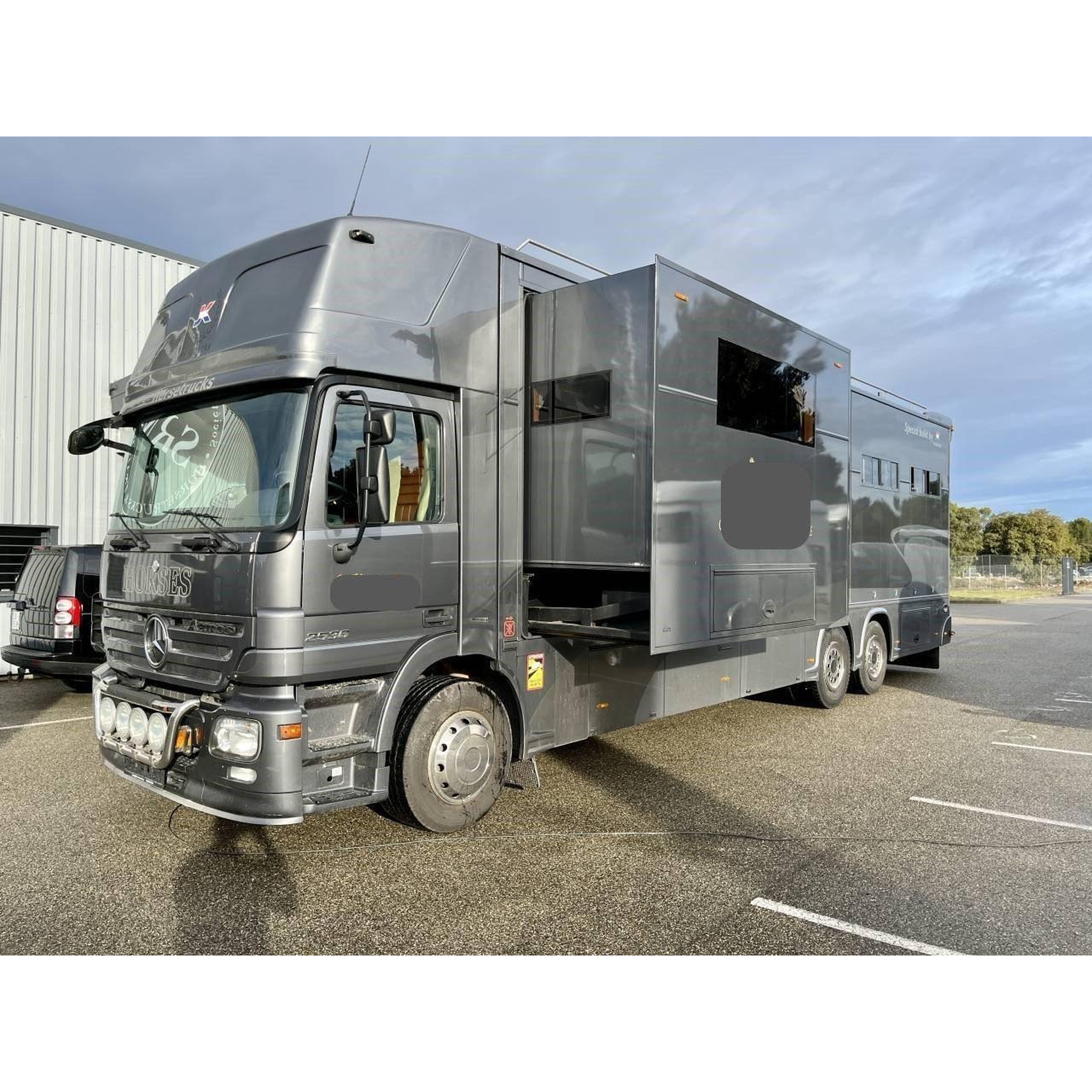 PL Mercedes Actros JKL – 5 Chevaux