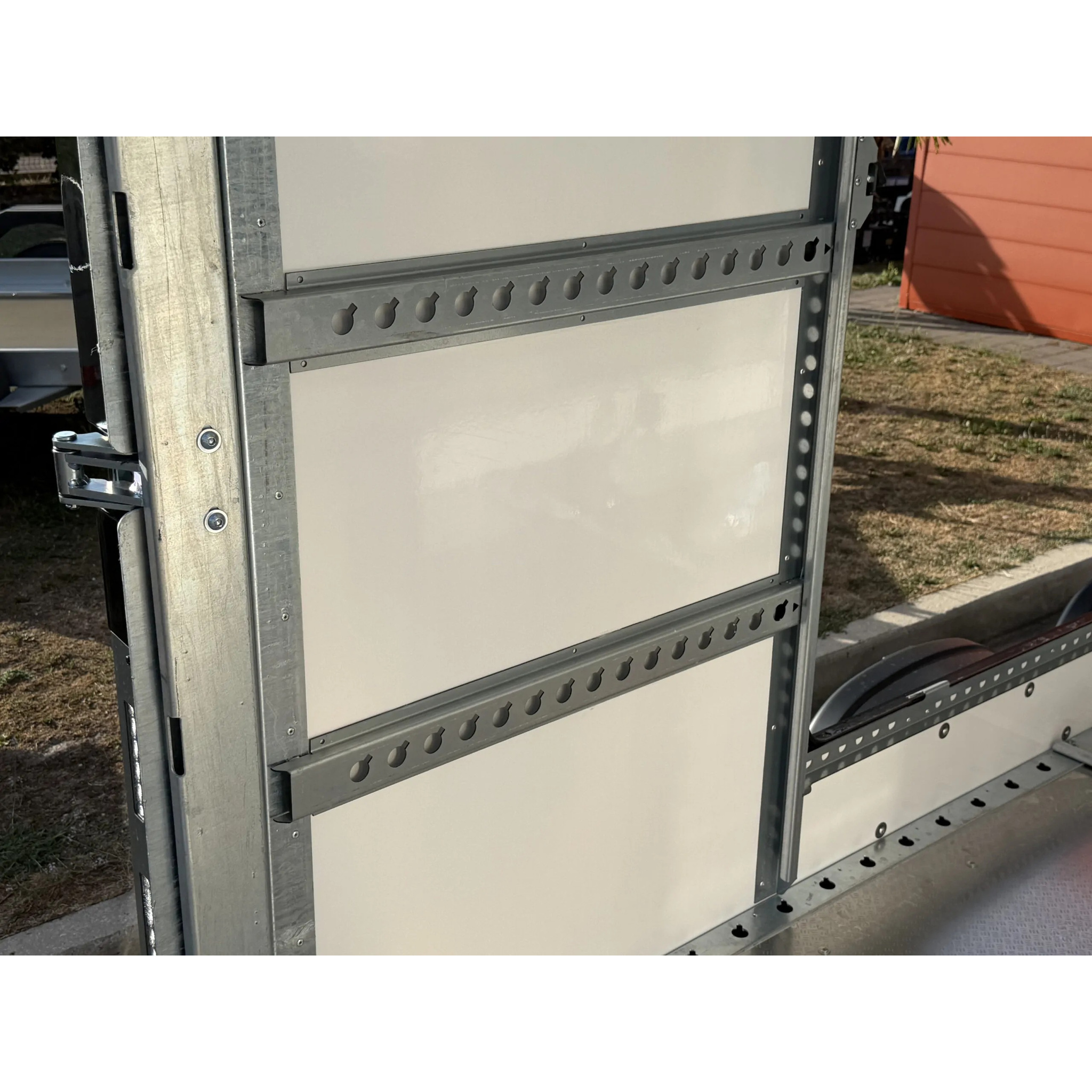 BOX VAN 3516-27-2-12 9