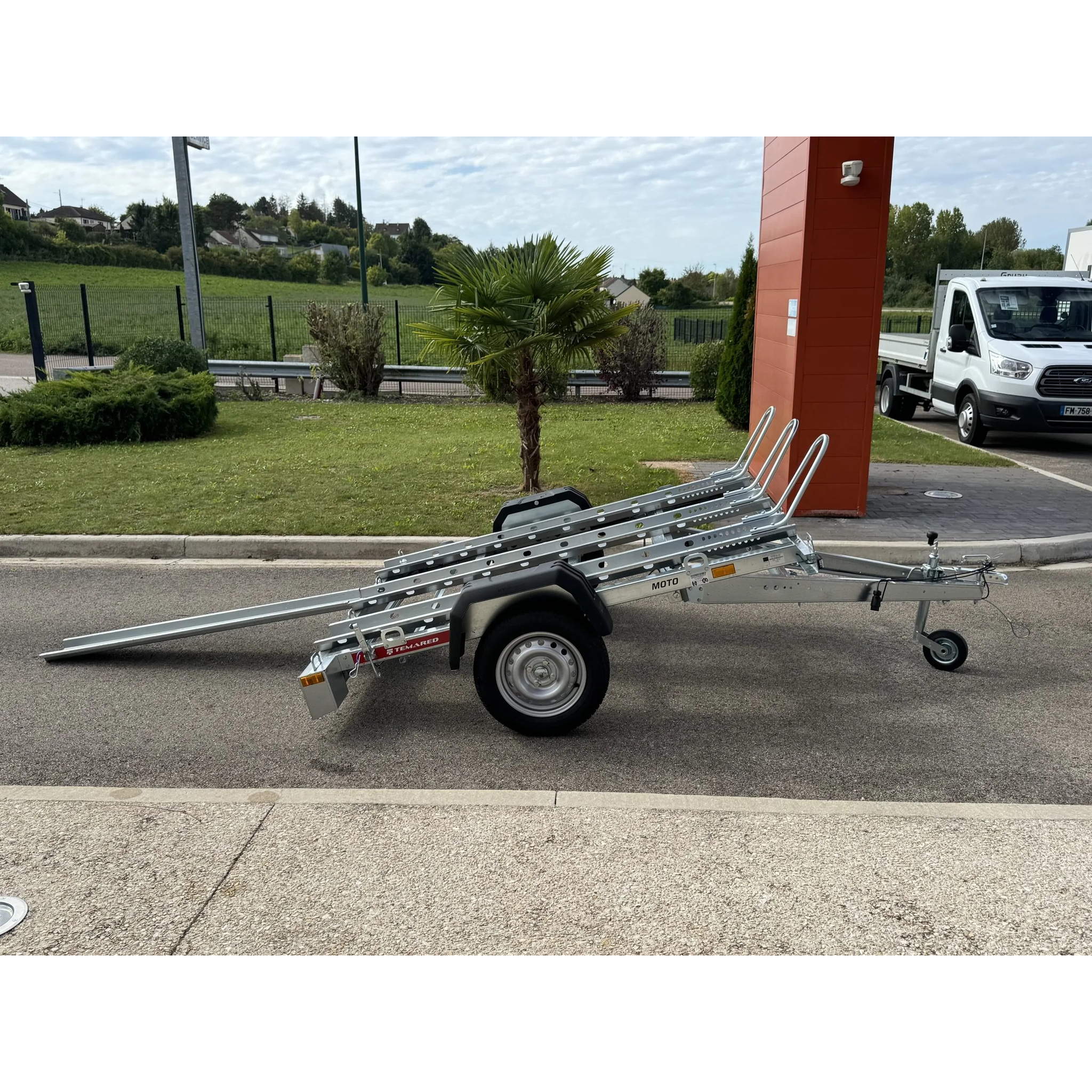 MOTO 3 PREMIUM – 750 kg 18