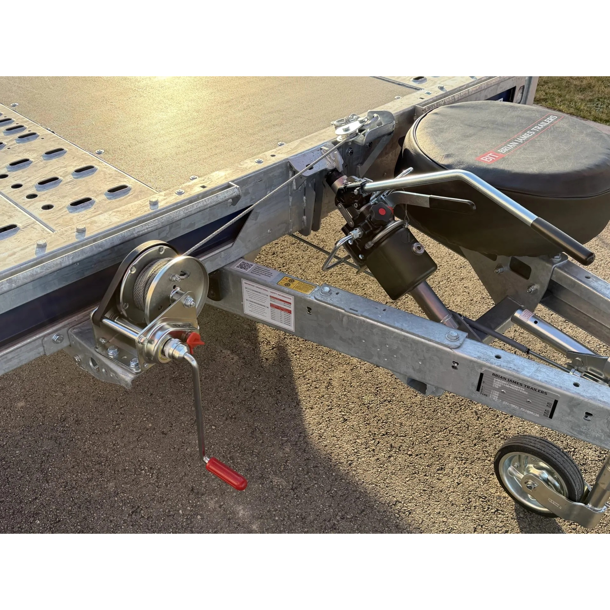 T-TRANSPORTER 5021-35-3-10 – 3500 kg (3 essieux) 5