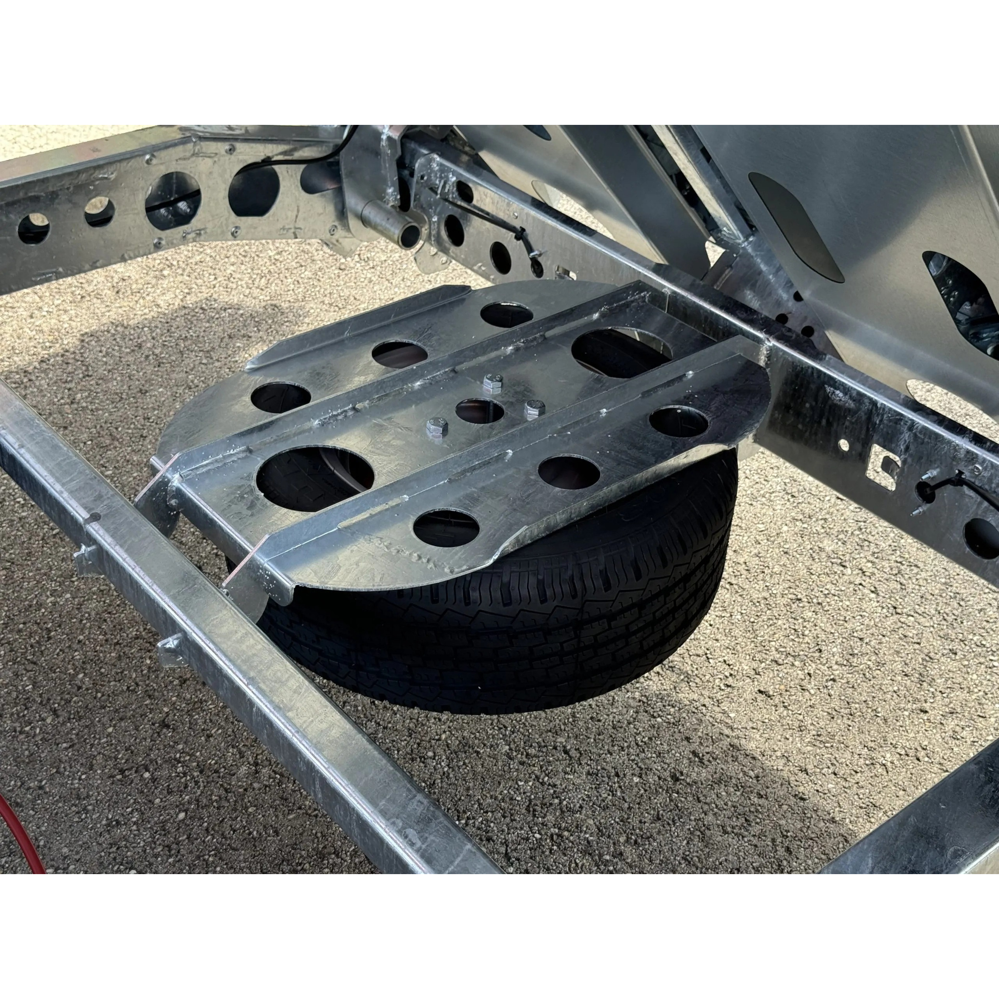 TIPPER 3620-35-3-12 / 3500 KG (3 essieux) 27