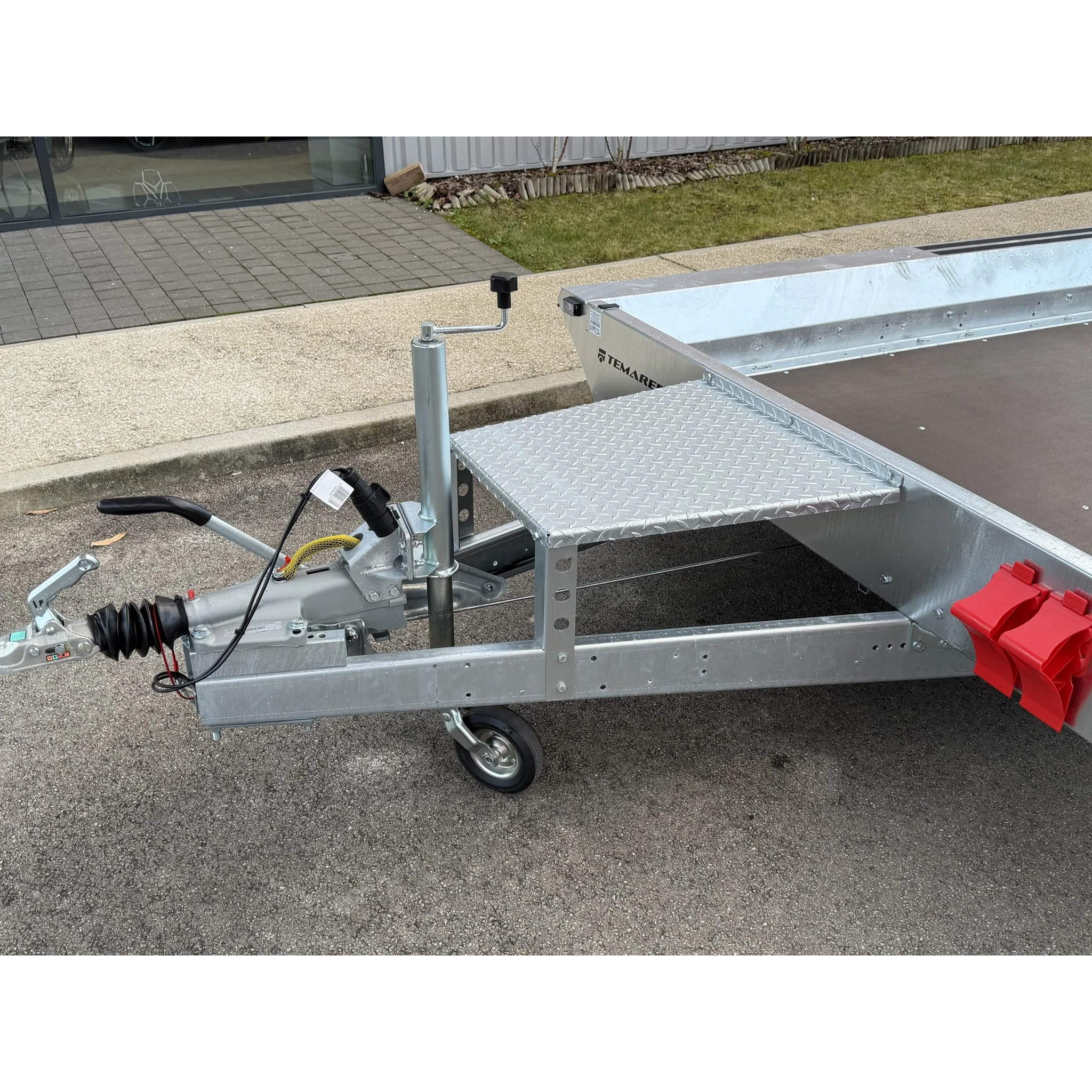 BUILDER 3518/2 – 3000 kg 2