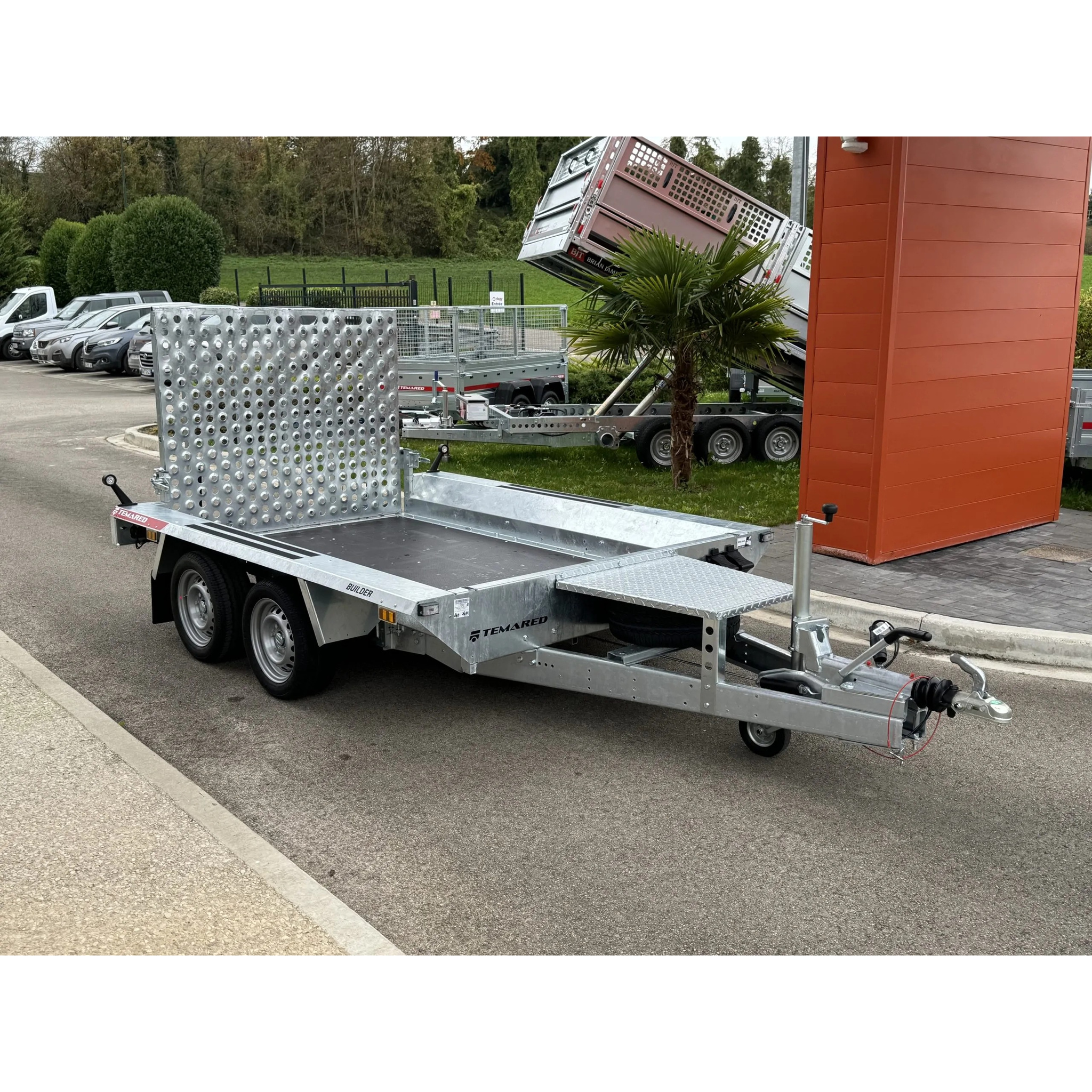 BUILDER 2615/2 – 2700 kg 4