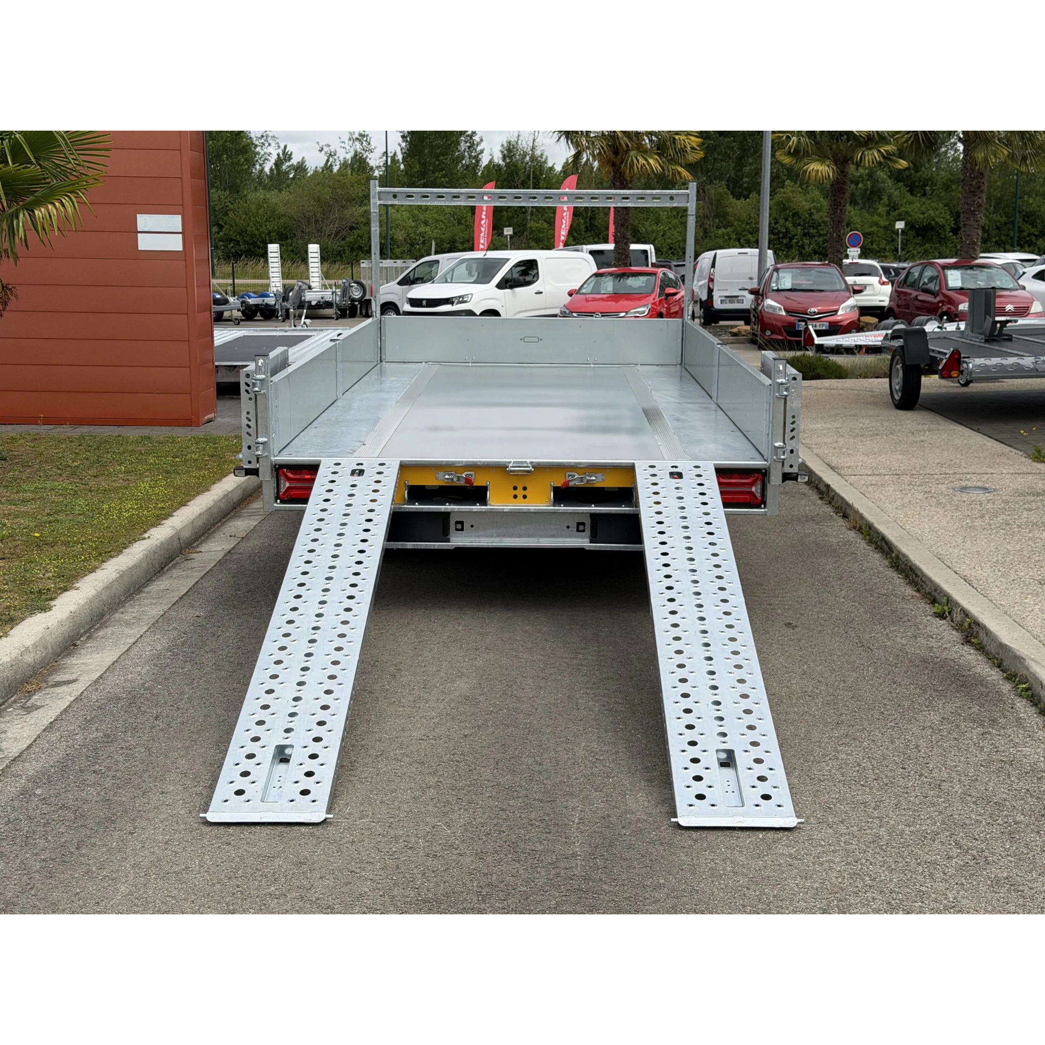 TIPPER 4020-35-3-12 / 3500 KG (3 essieux) 23