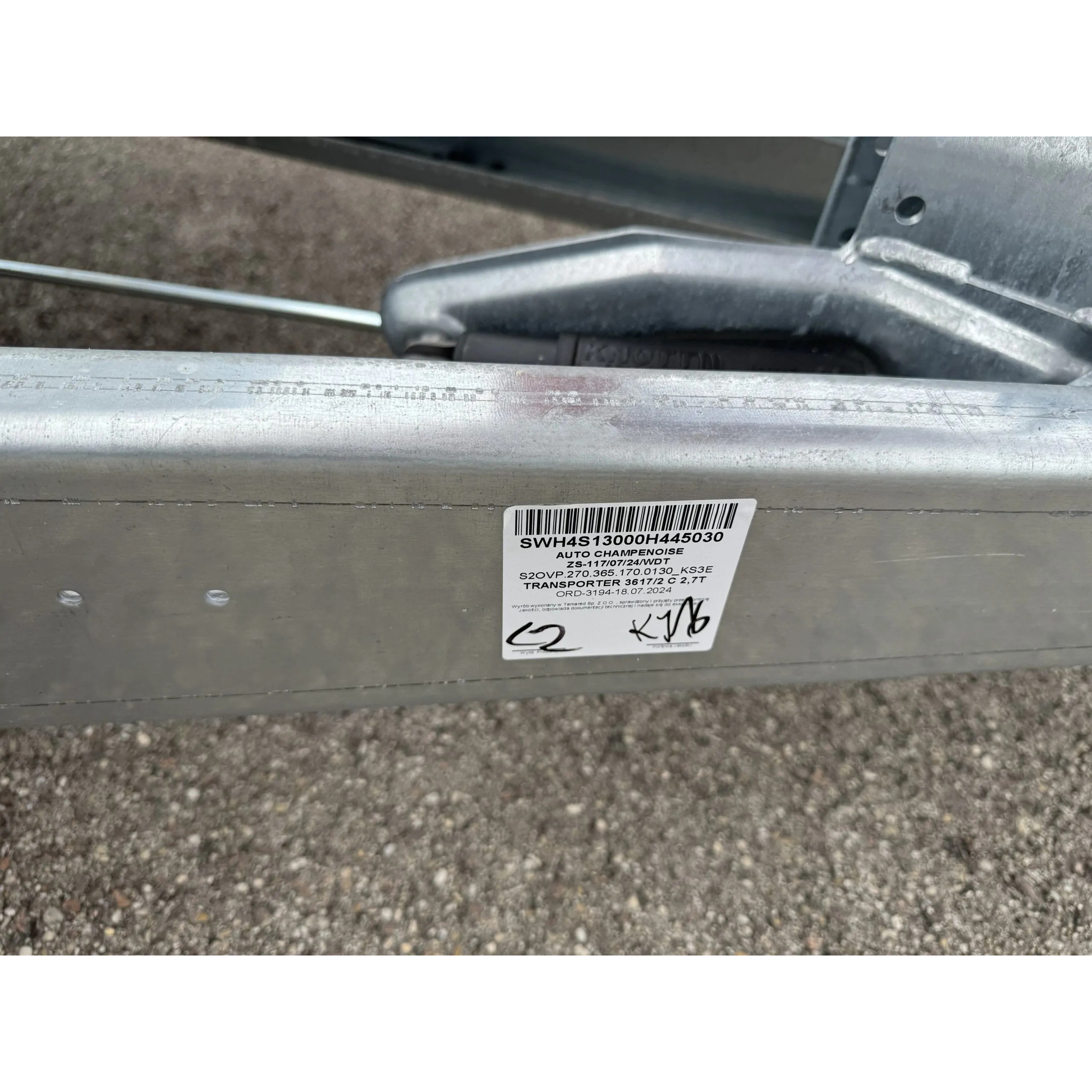 TRANSPORTER 3617/2 – 2000 kg 15