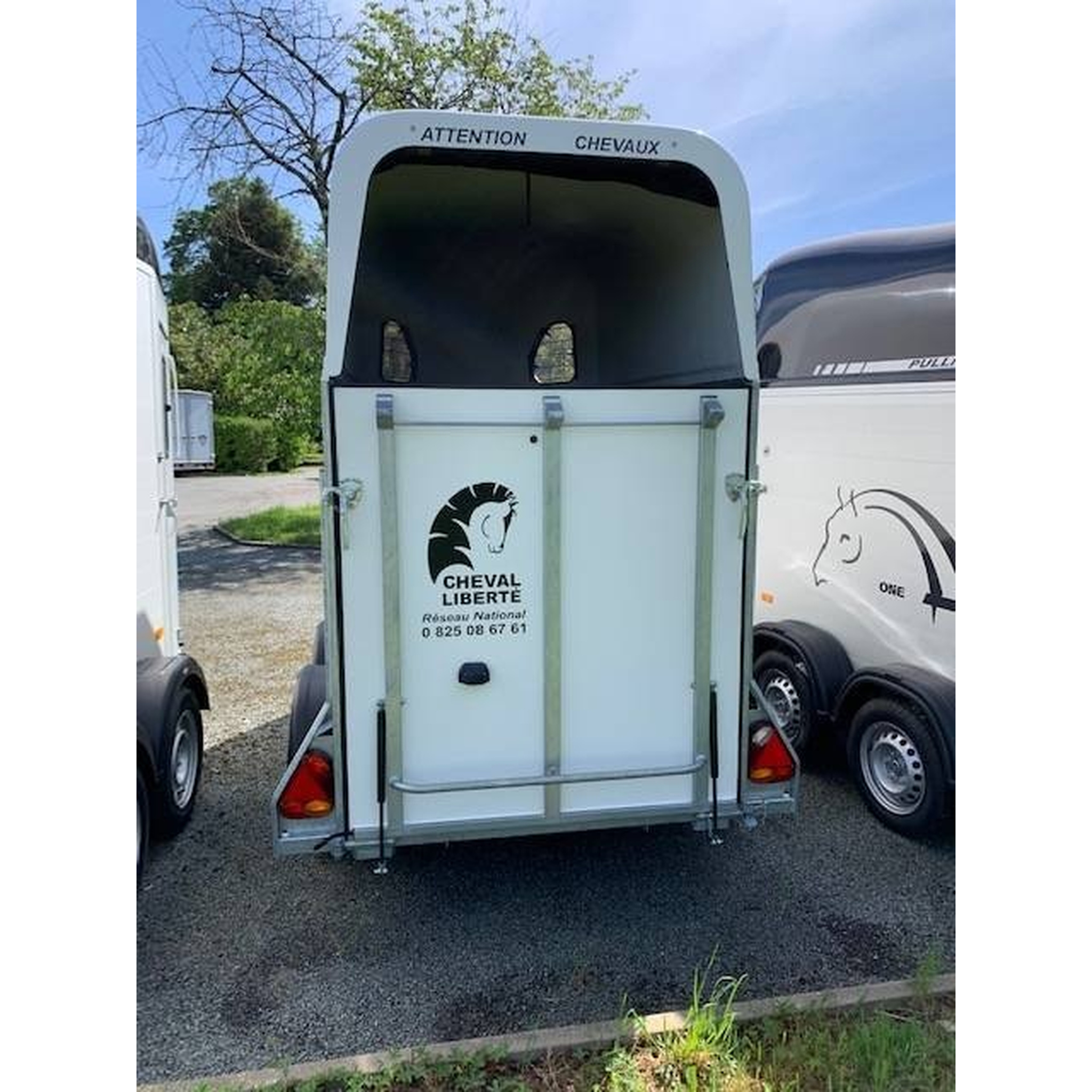 VAN 1.5 SERIE WHITE LINE NEUF 3
