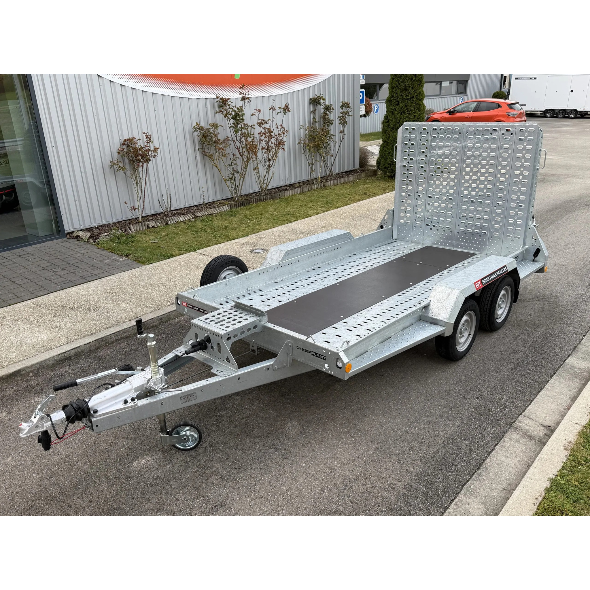 DIGGERPLANT 3216-35-2-12 – 3500 kg 22