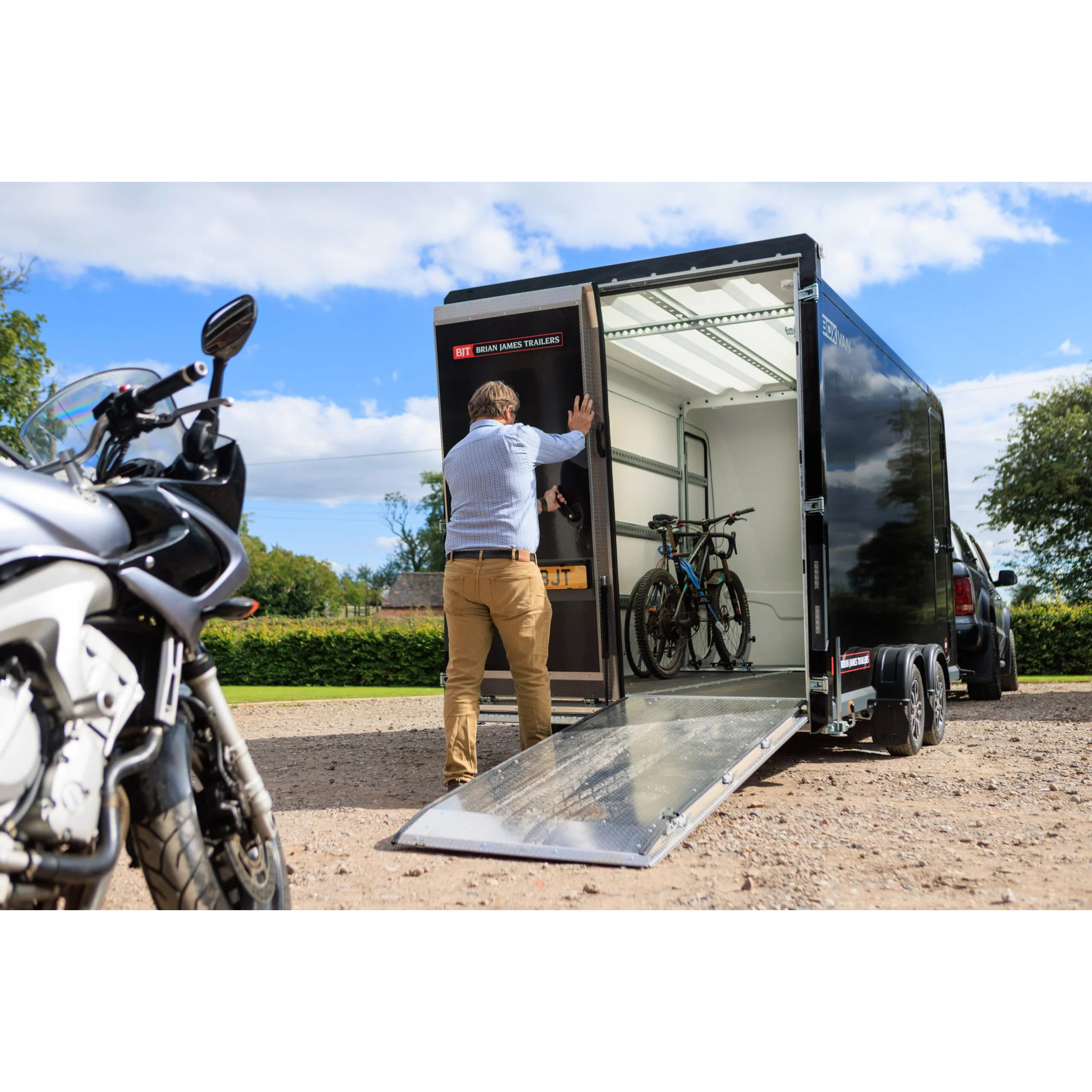 BOX VAN 3516-27-2-12 44