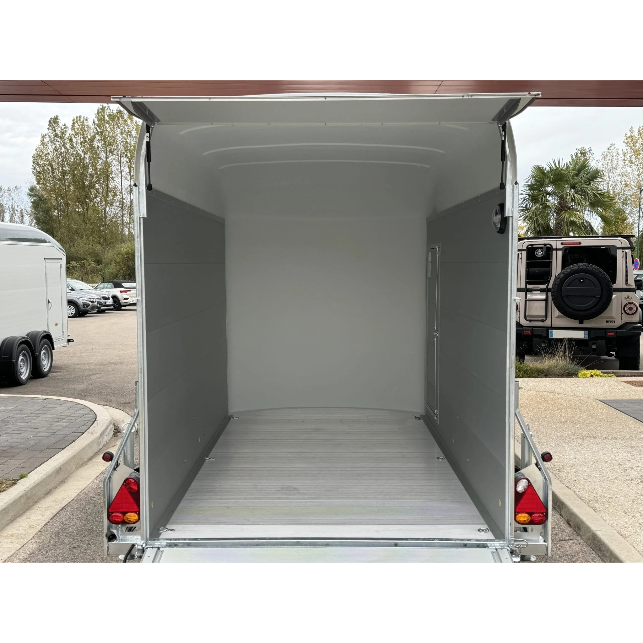 ROADSTER C 400 ALUMINIUM – 1300 KG 12