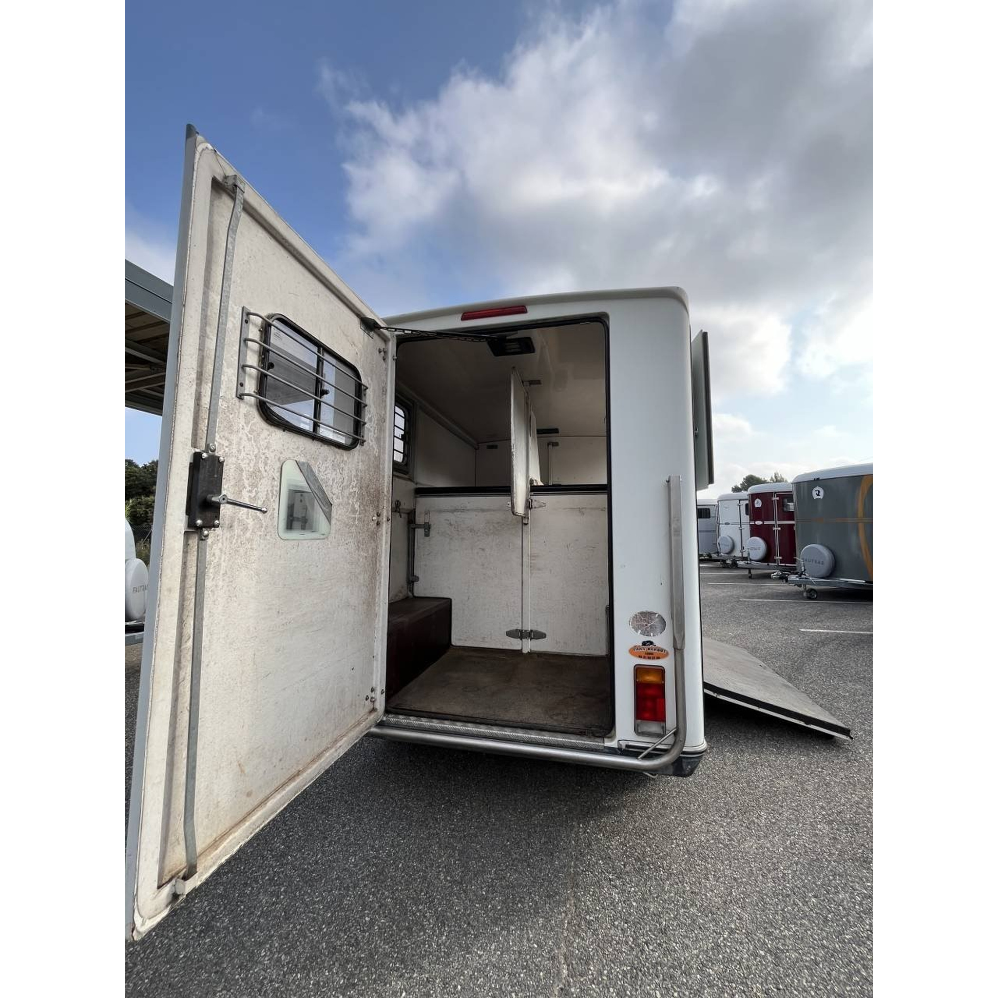 VL Barbot Capacité 2 Chevaux 6