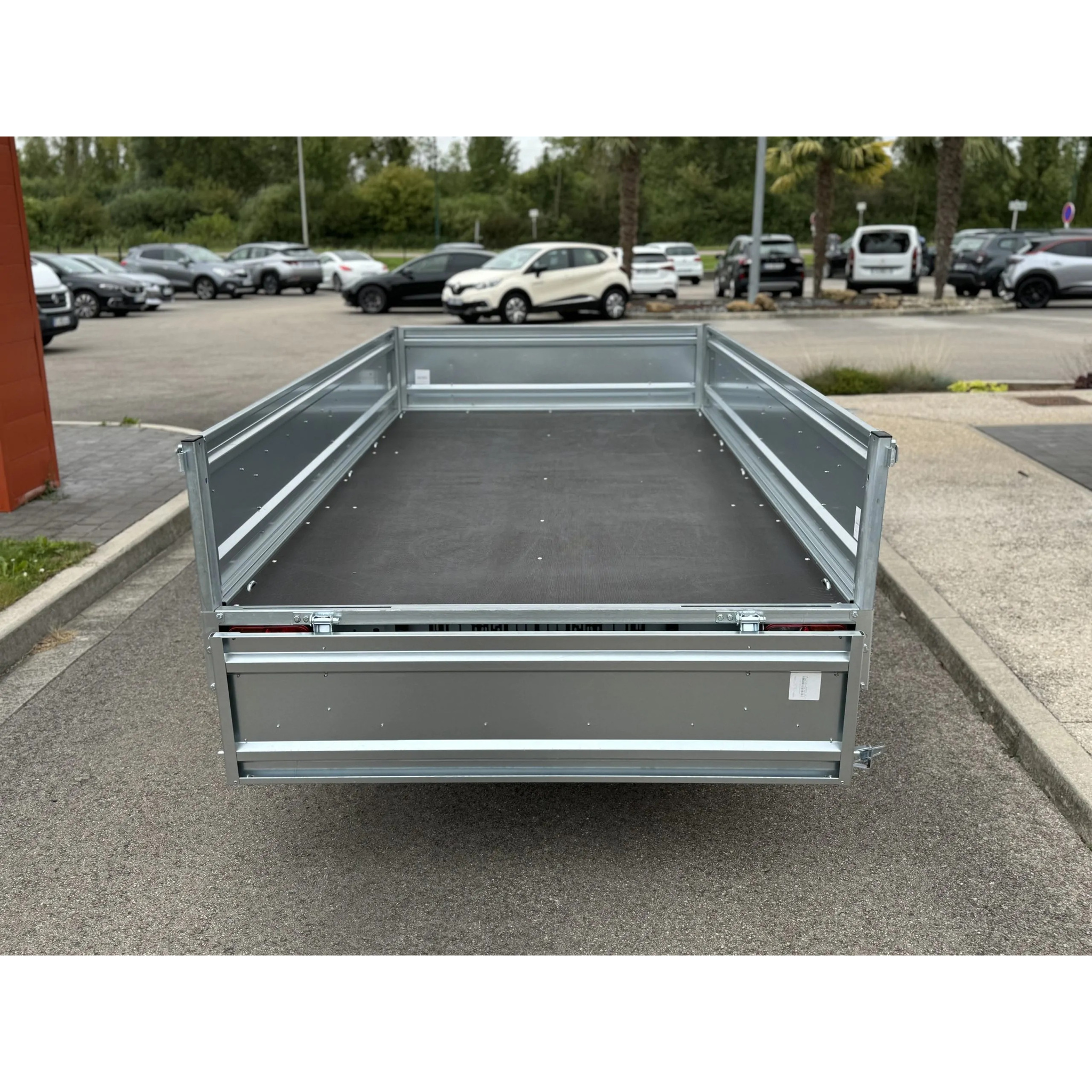 TRANSPORTER 3015/2 – 750 kg 24