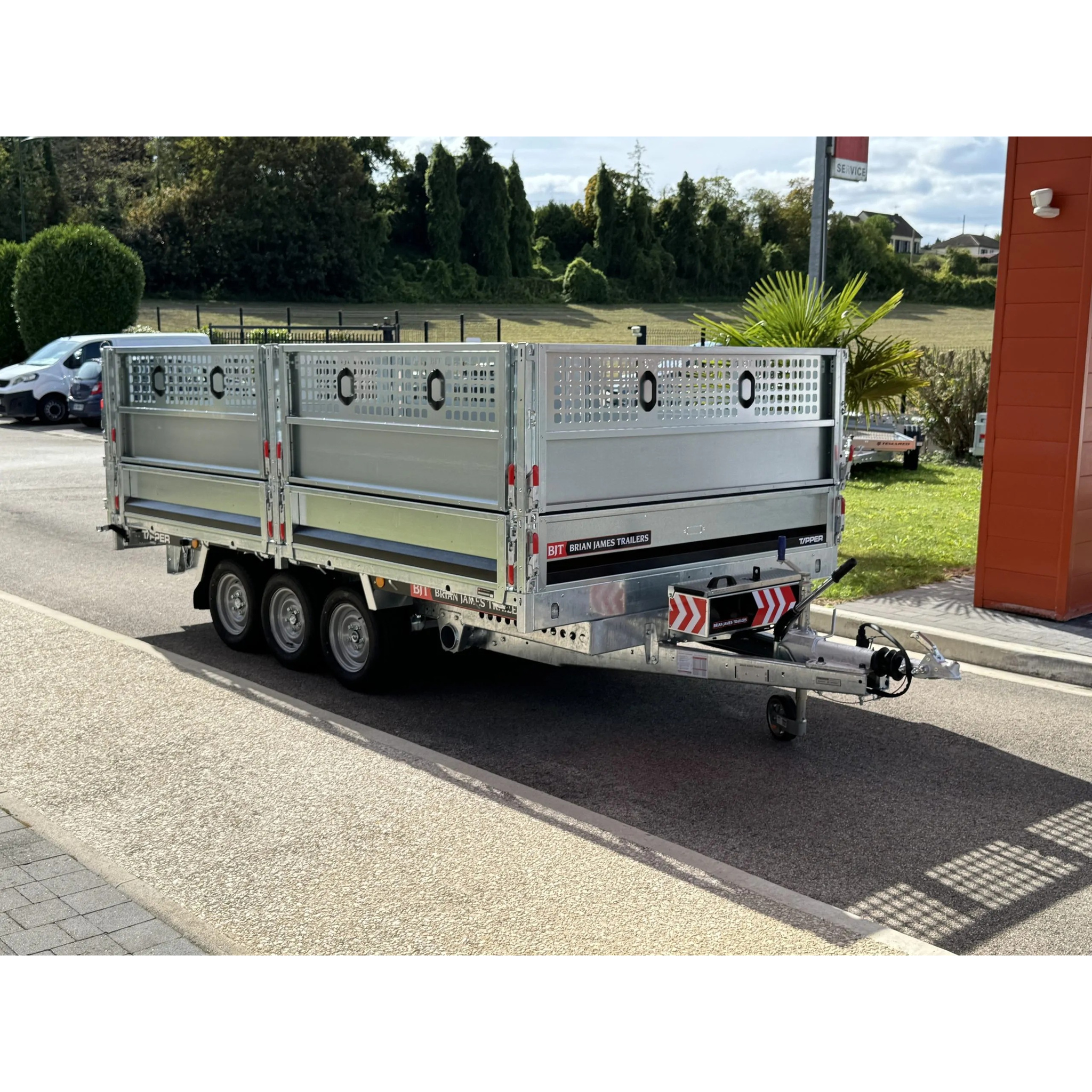TIPPER 3620-35-2-12 / 3500 KG (2 Essieux) 10