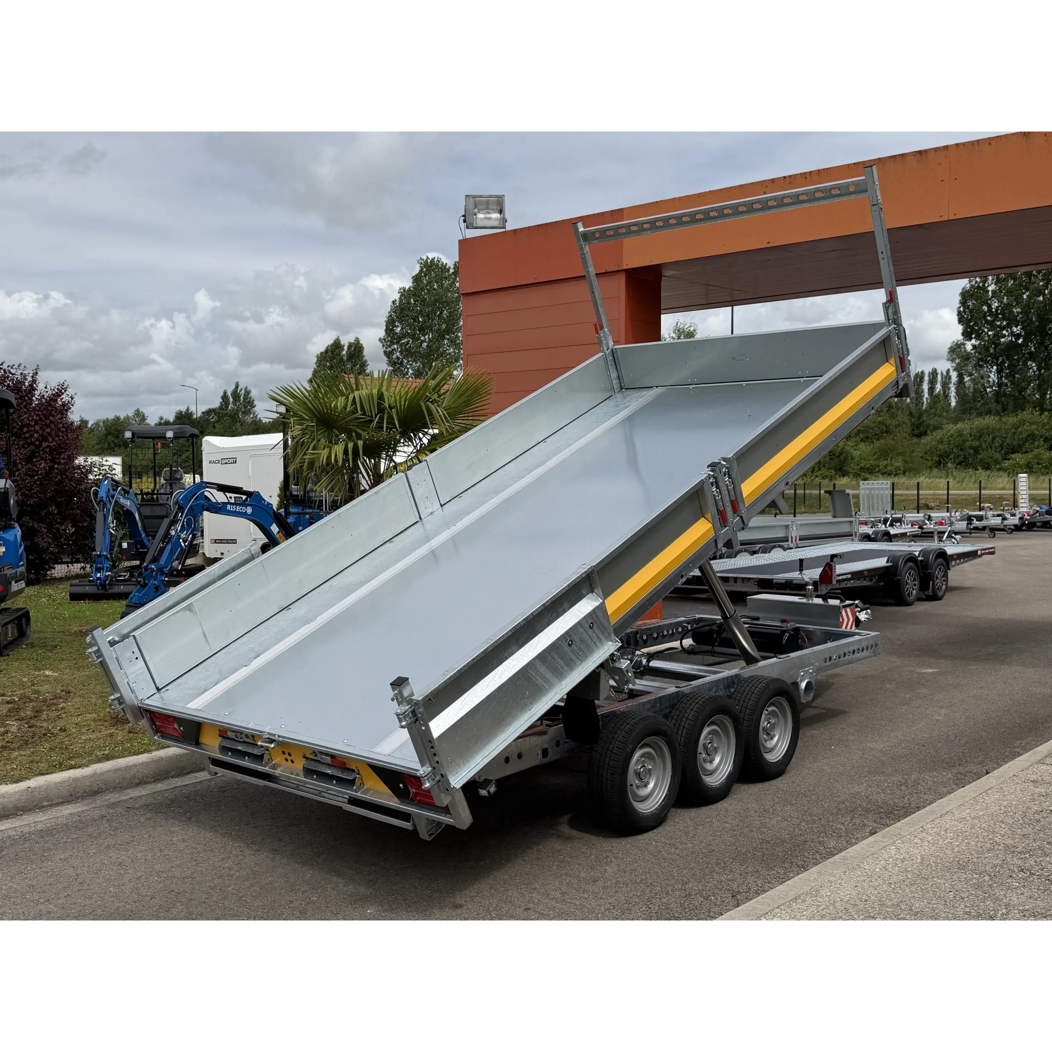 TIPPER 4020-35-3-12 / 3500 KG (3 essieux) 19