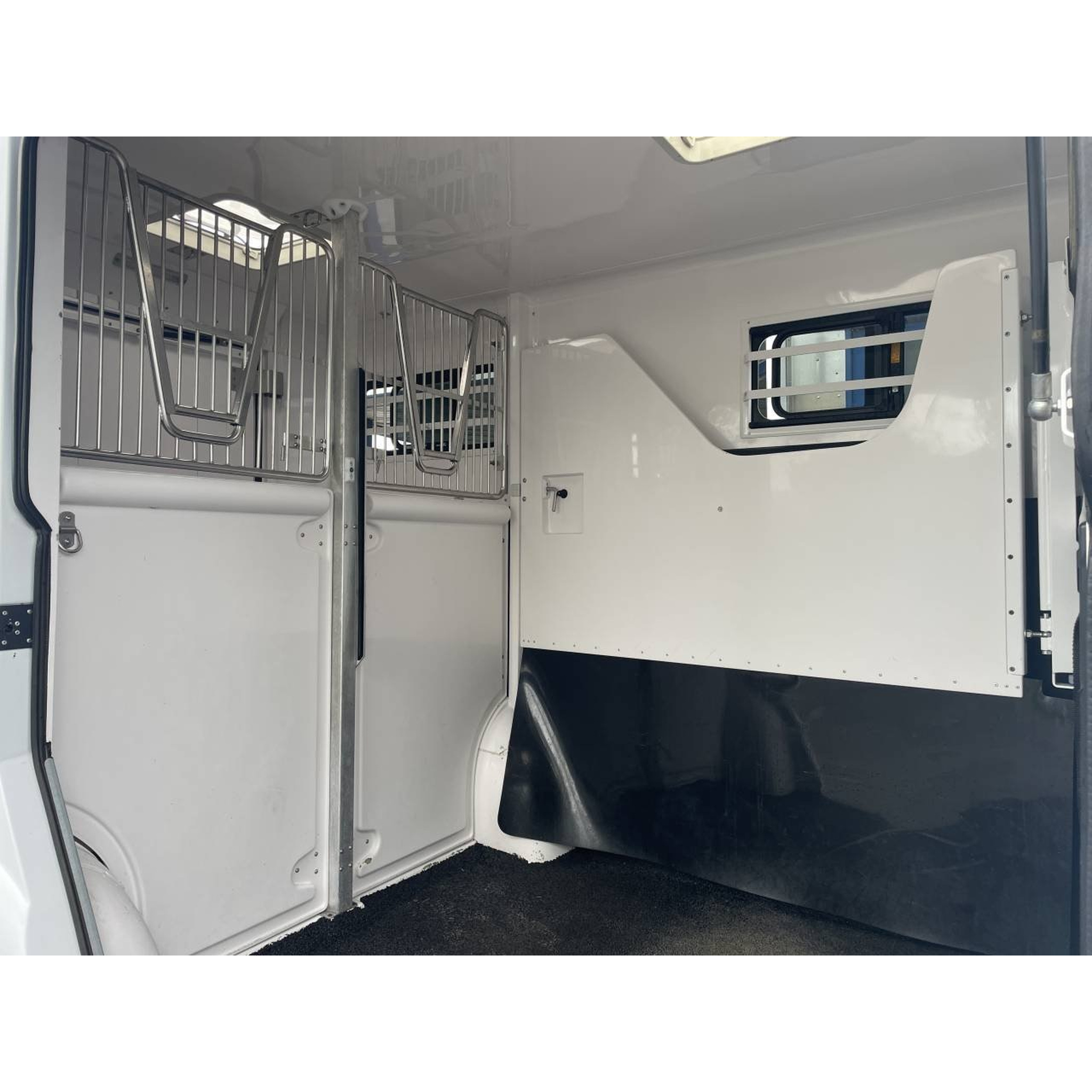 Camion 2 chevaux BARBOT 4