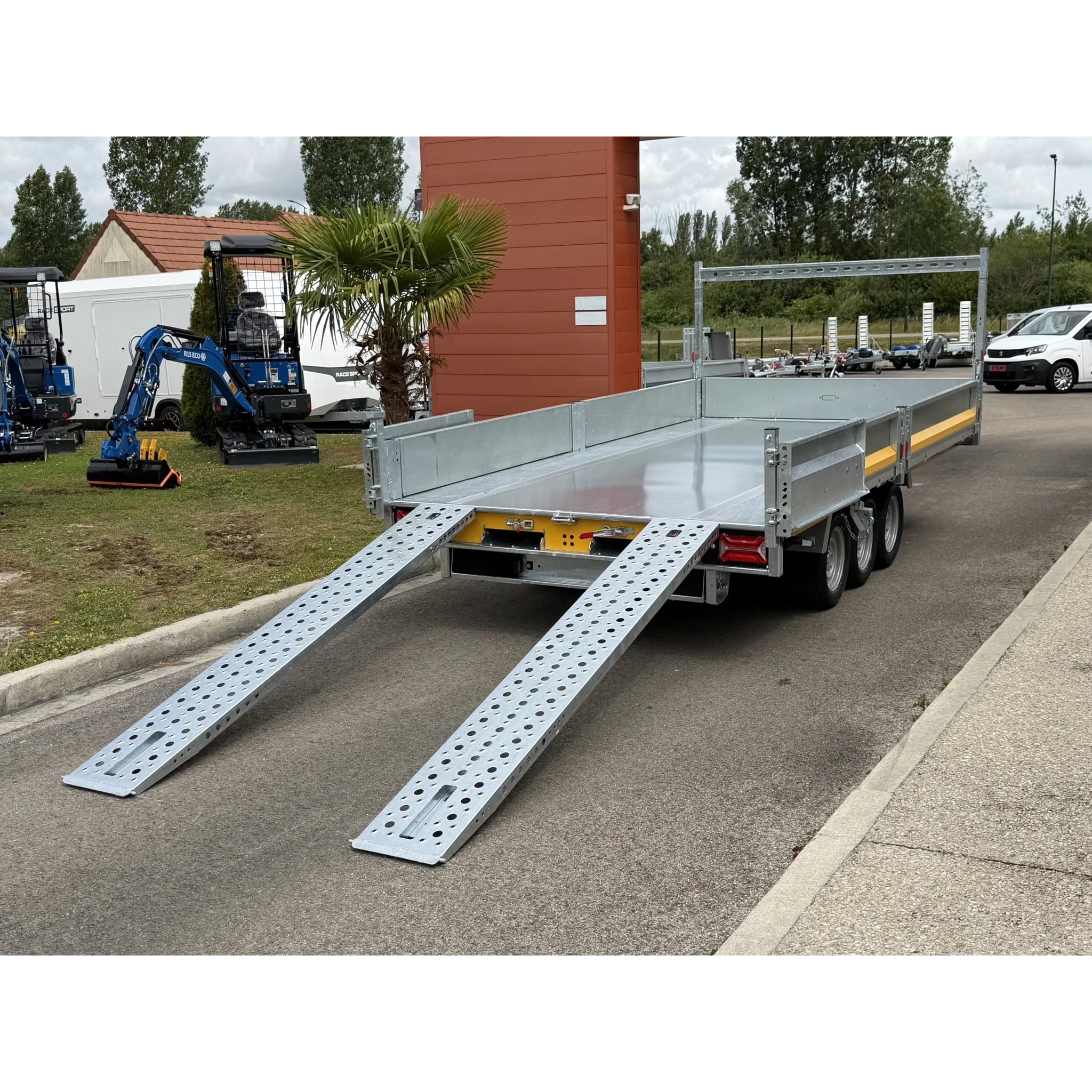 TIPPER 4020-35-3-12 / 3500 KG (3 essieux) 22
