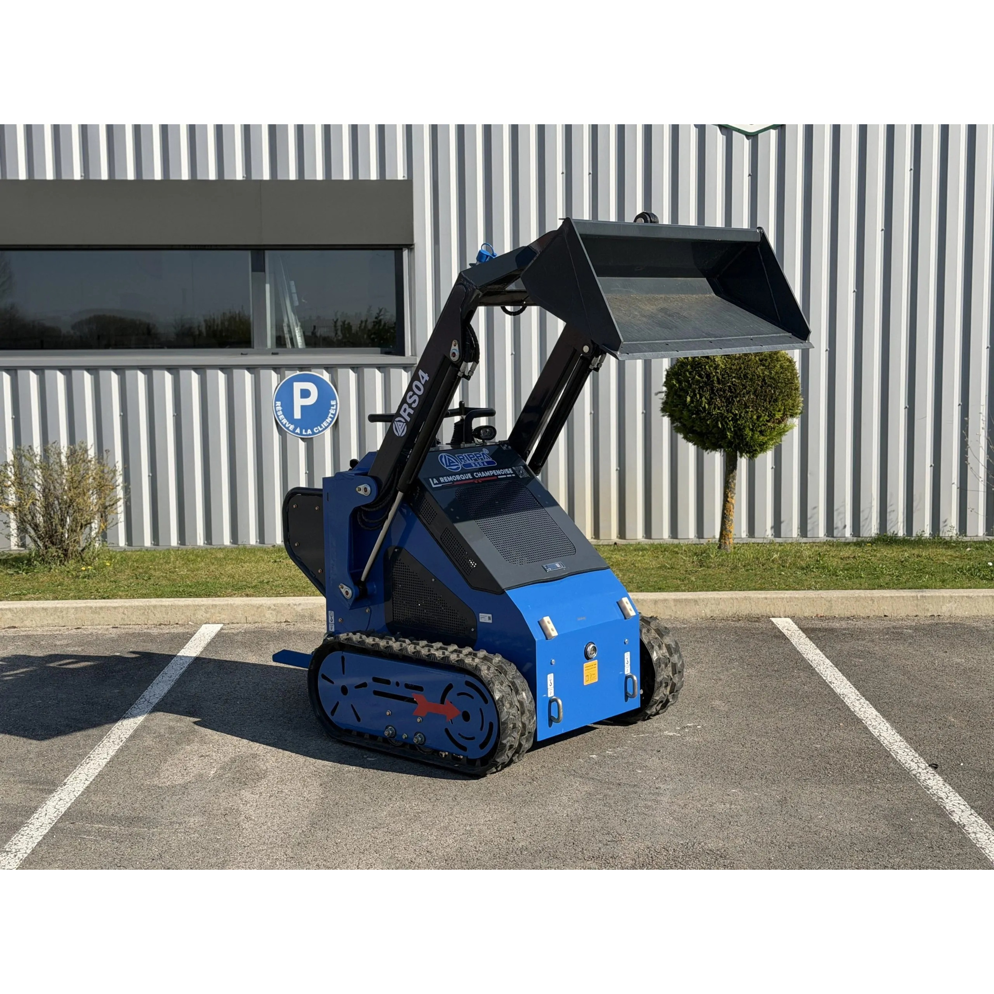 MINI CHARGEUR RS04