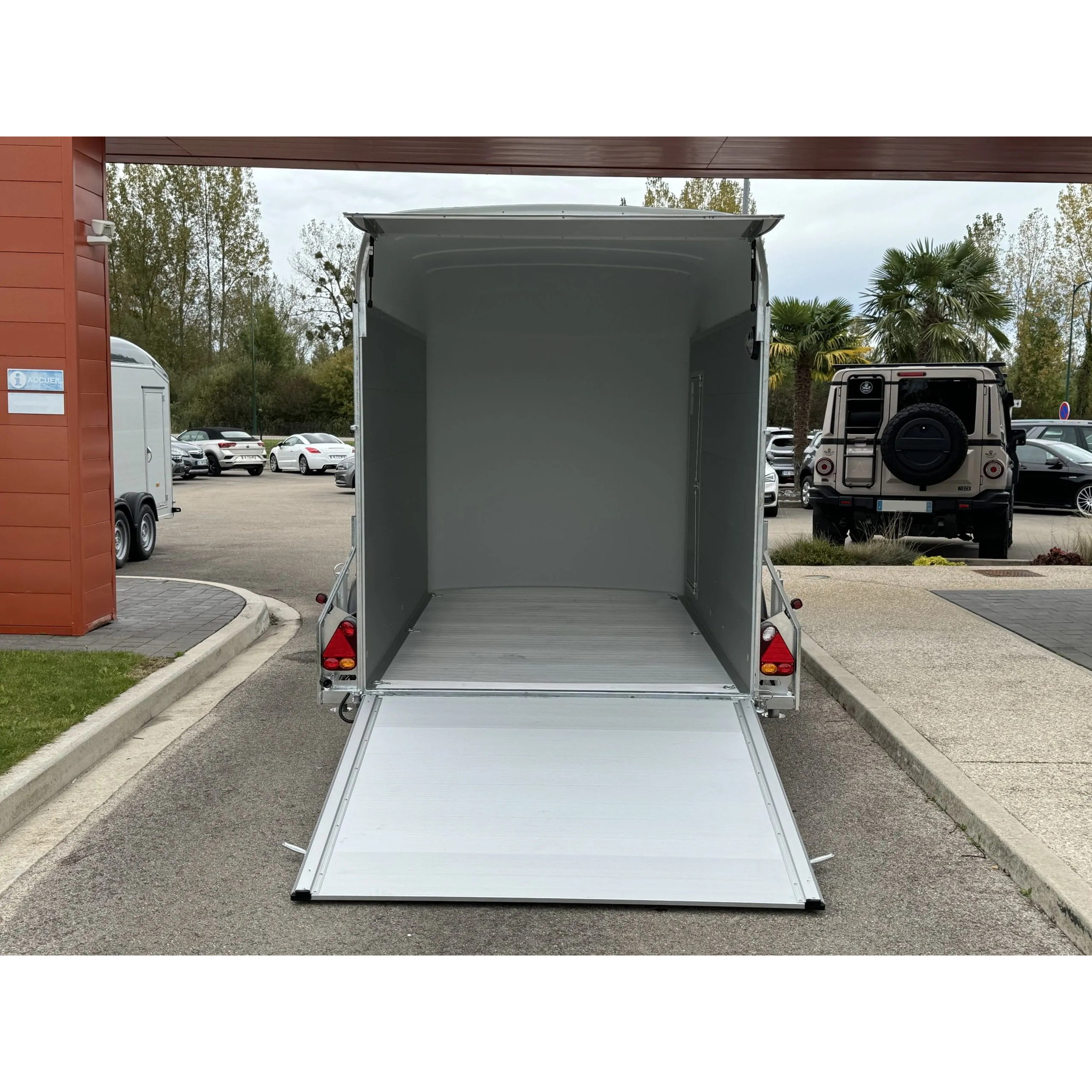 ROADSTER C 400 ALUMINIUM – 1300 KG 11