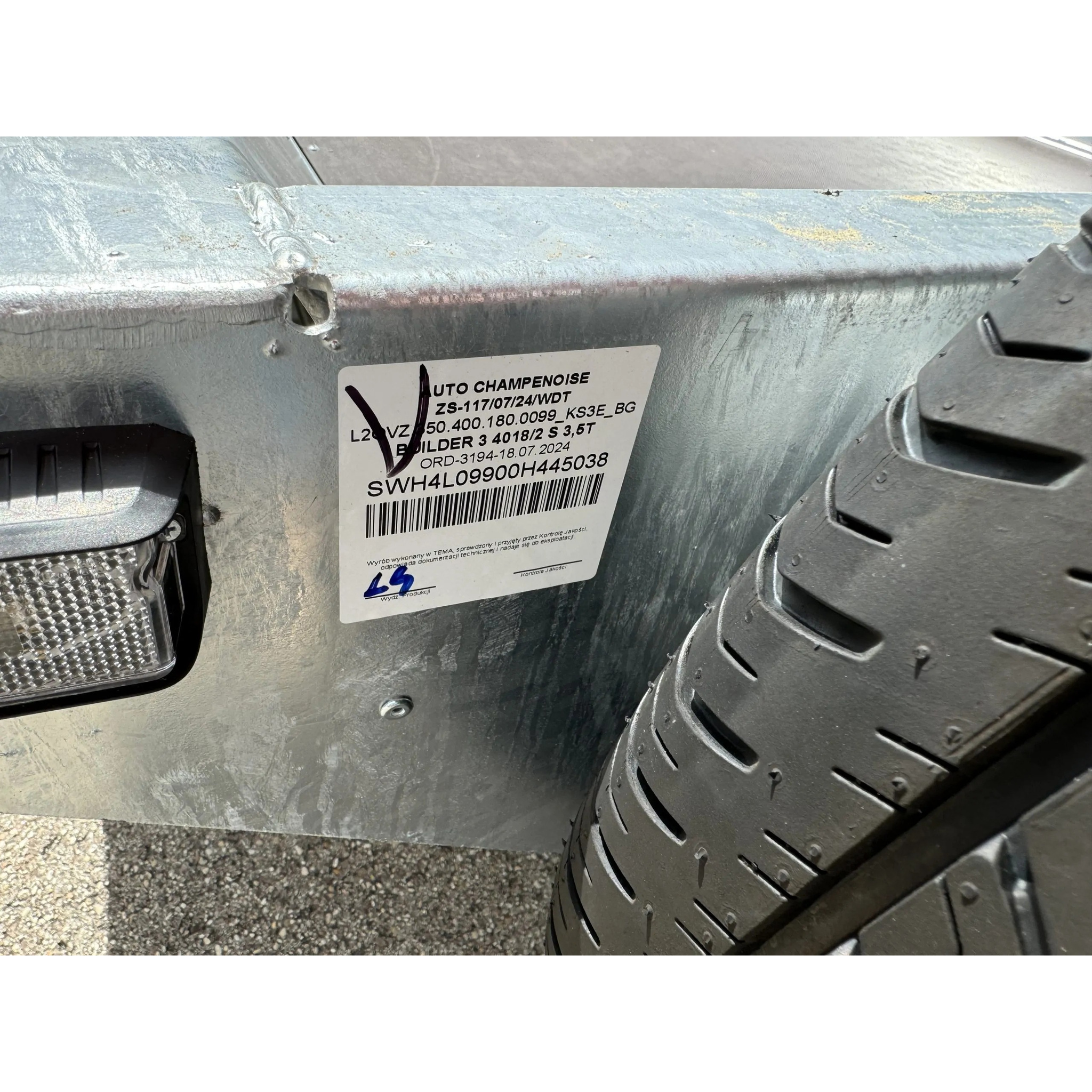 BUILDER 4018/2 – 3500 kg 11