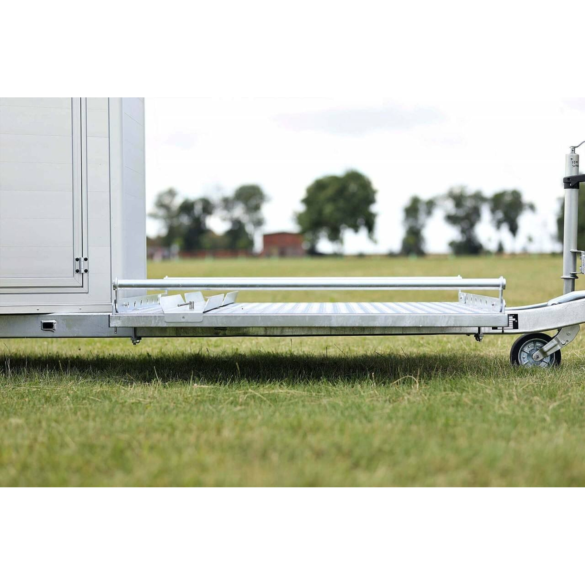 CHEVAL LIBERTE – HIPPOMOBILE NEUF 6
