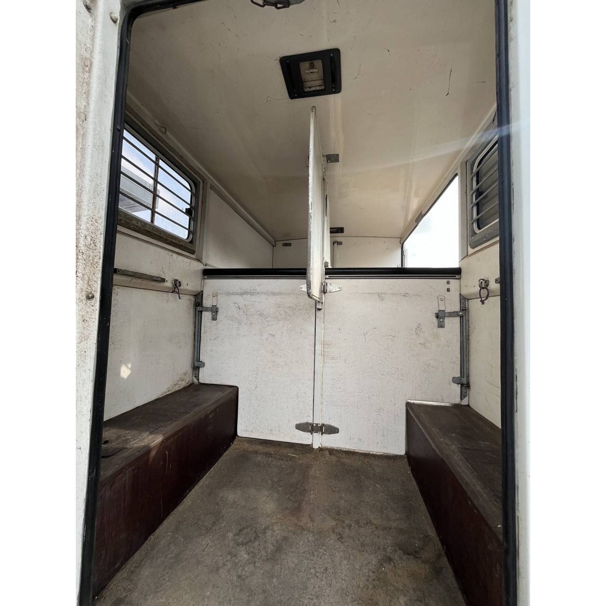 VL Barbot Capacité 2 Chevaux 4